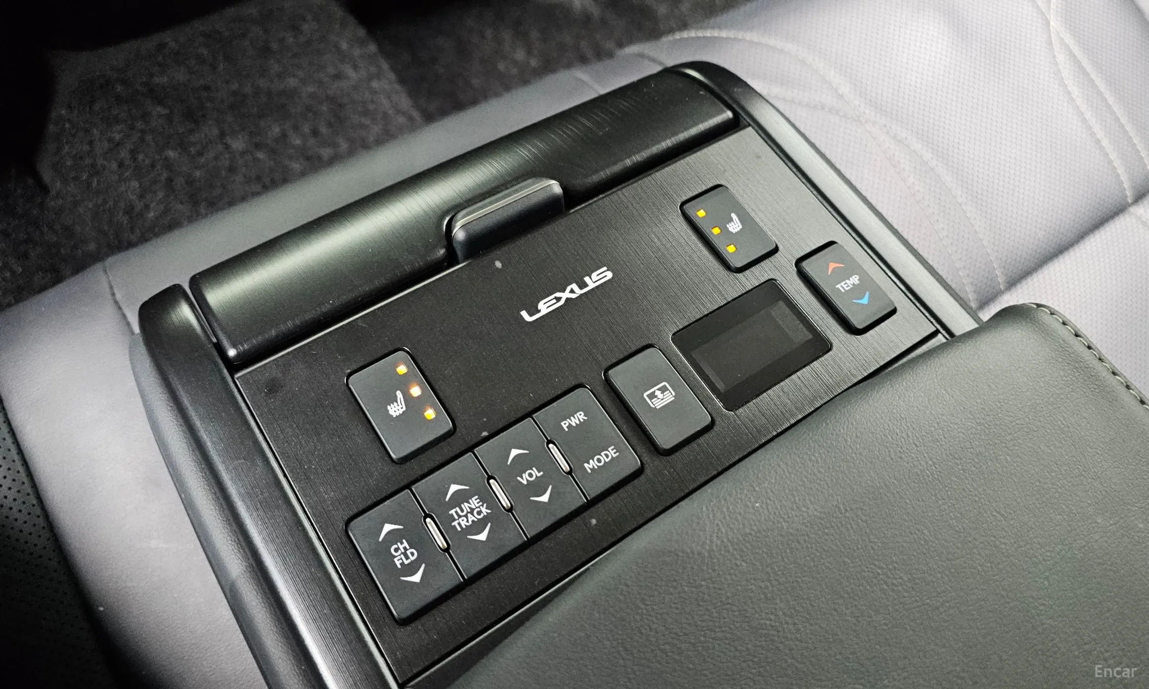 Lexus ES300h 7th Generation превью 19