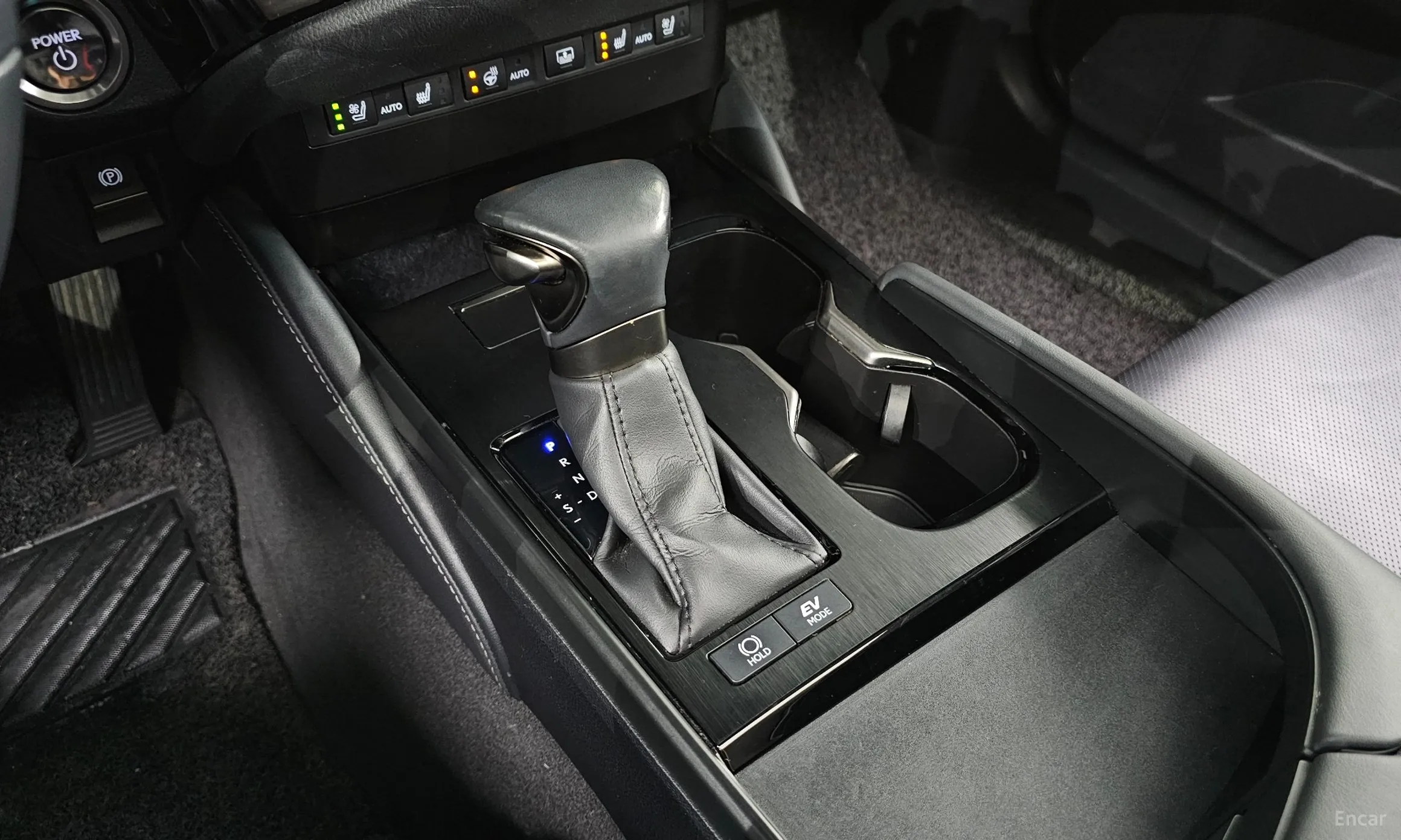 Lexus ES300h 7th Generation превью 9