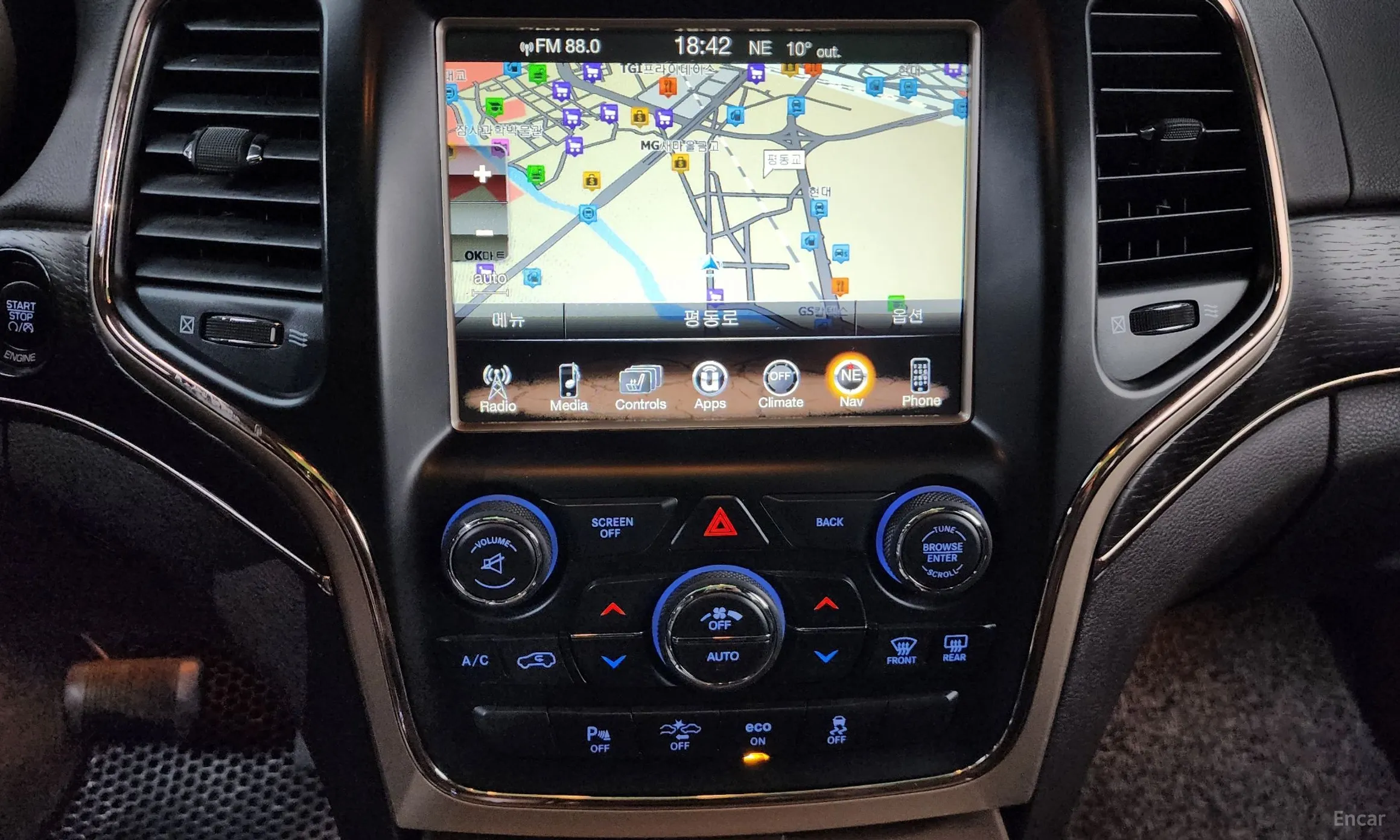 Jeep Grand Cherokee превью 14