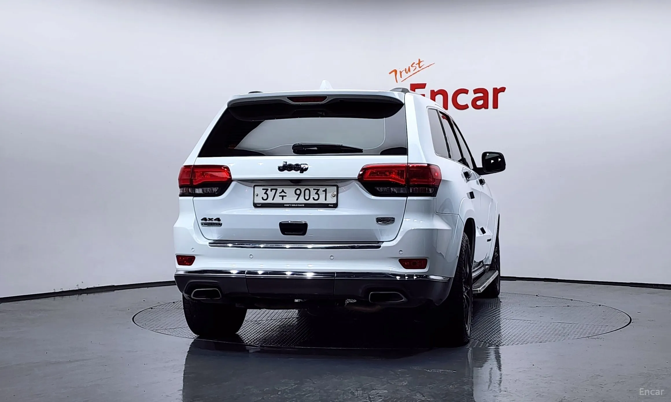 Jeep Grand Cherokee превью 4