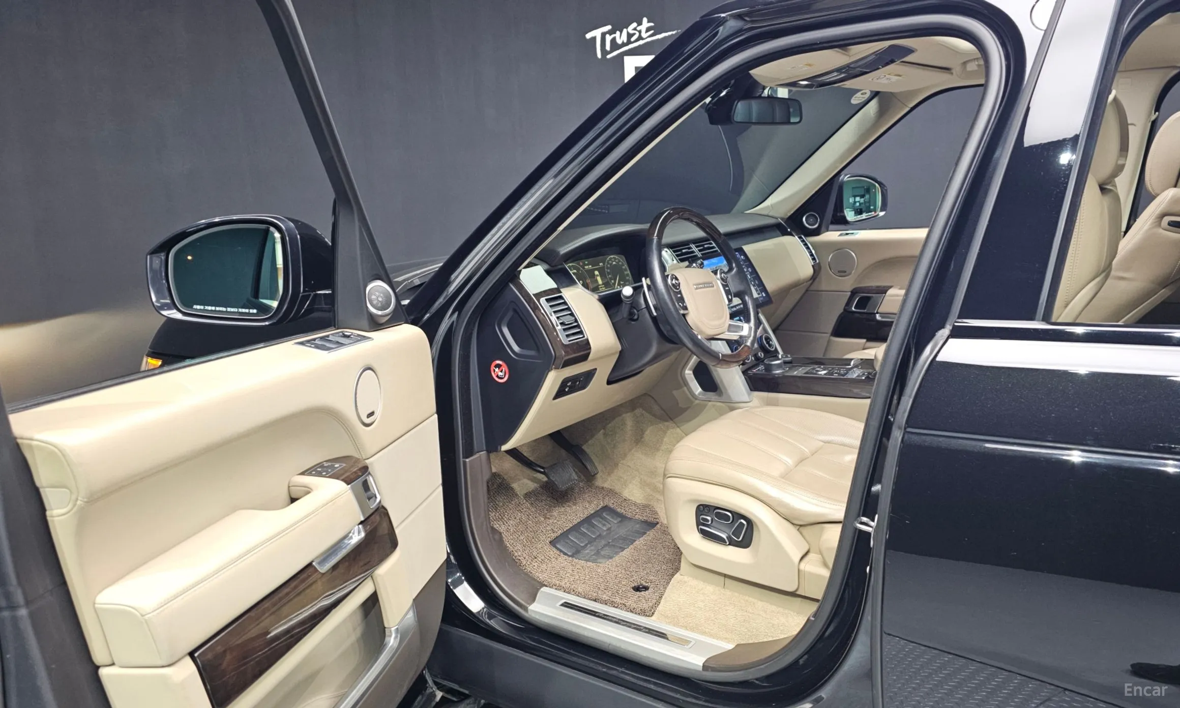 Land Rover Range Rover 4th Generation превью 10