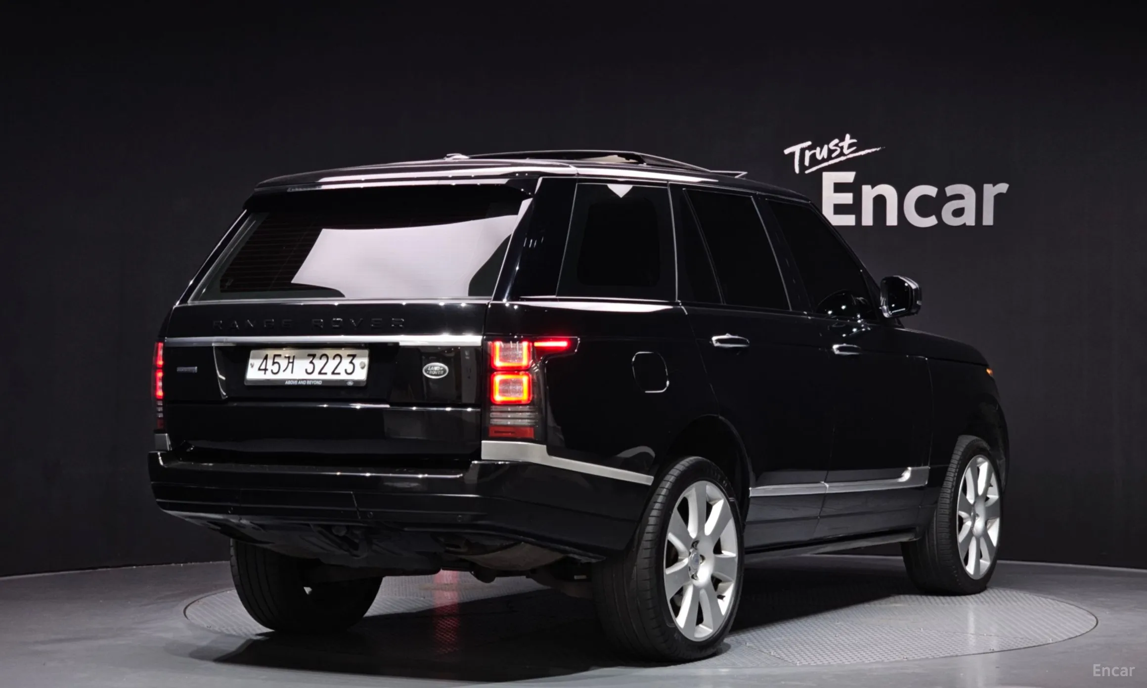 Land Rover Range Rover 4th Generation превью 2