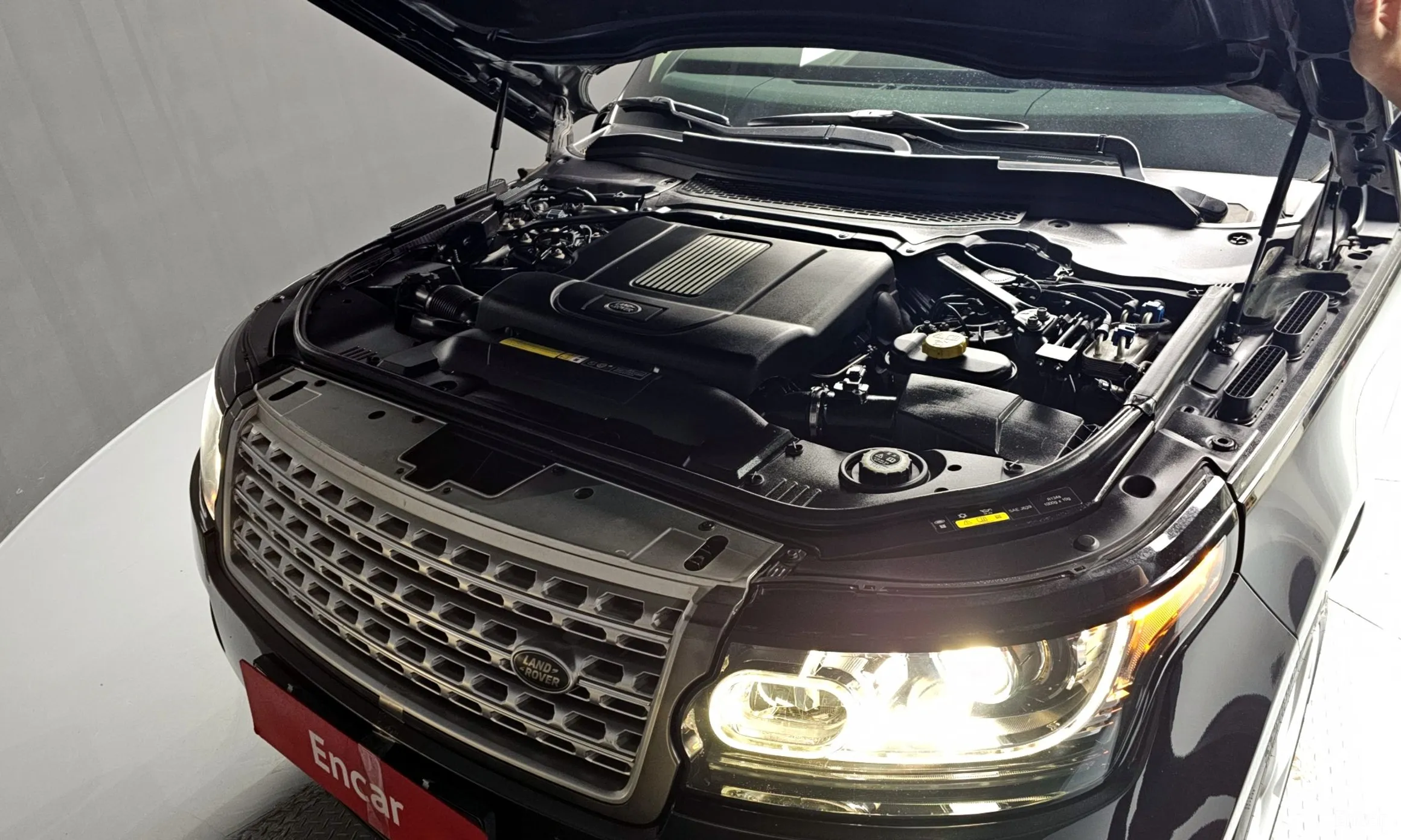 Land Rover Range Rover 4th Generation превью 6
