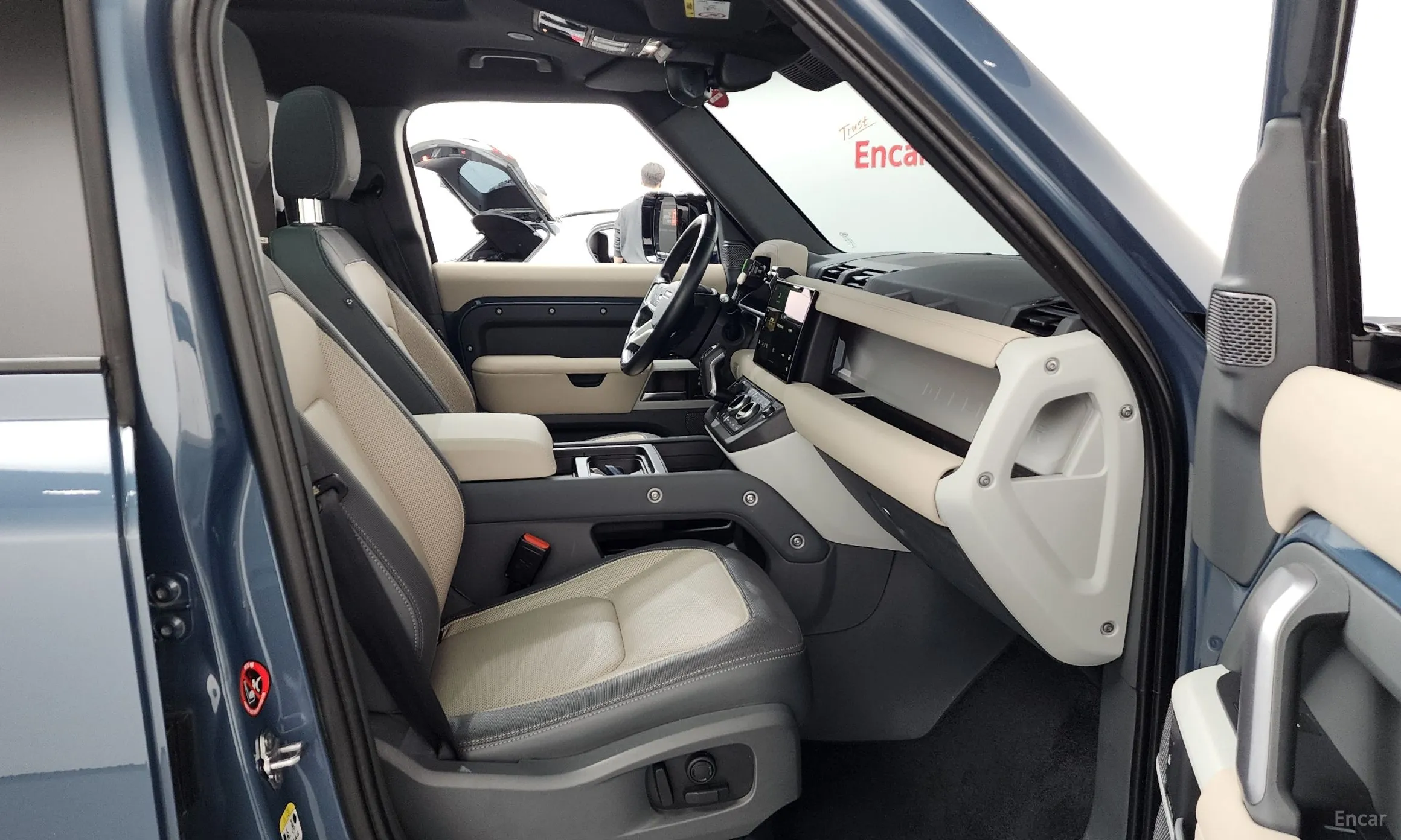 Land Rover Defender (L663) превью 11