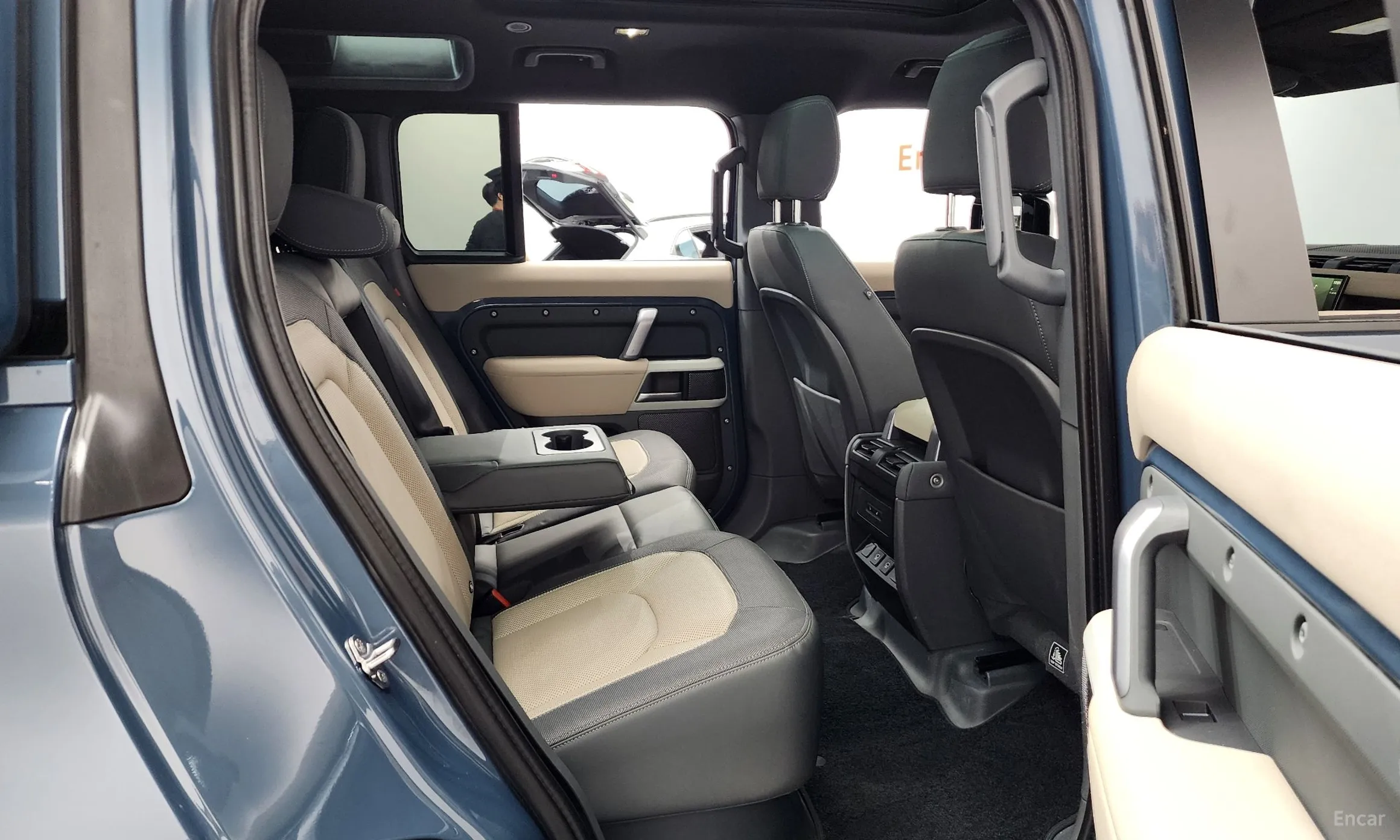 Land Rover Defender (L663) превью 12