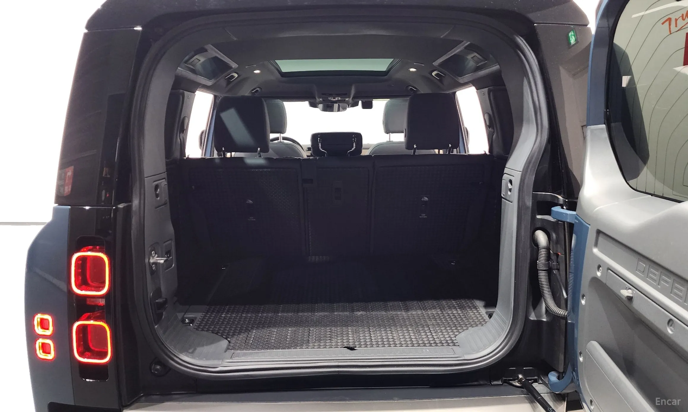 Land Rover Defender (L663) превью 20