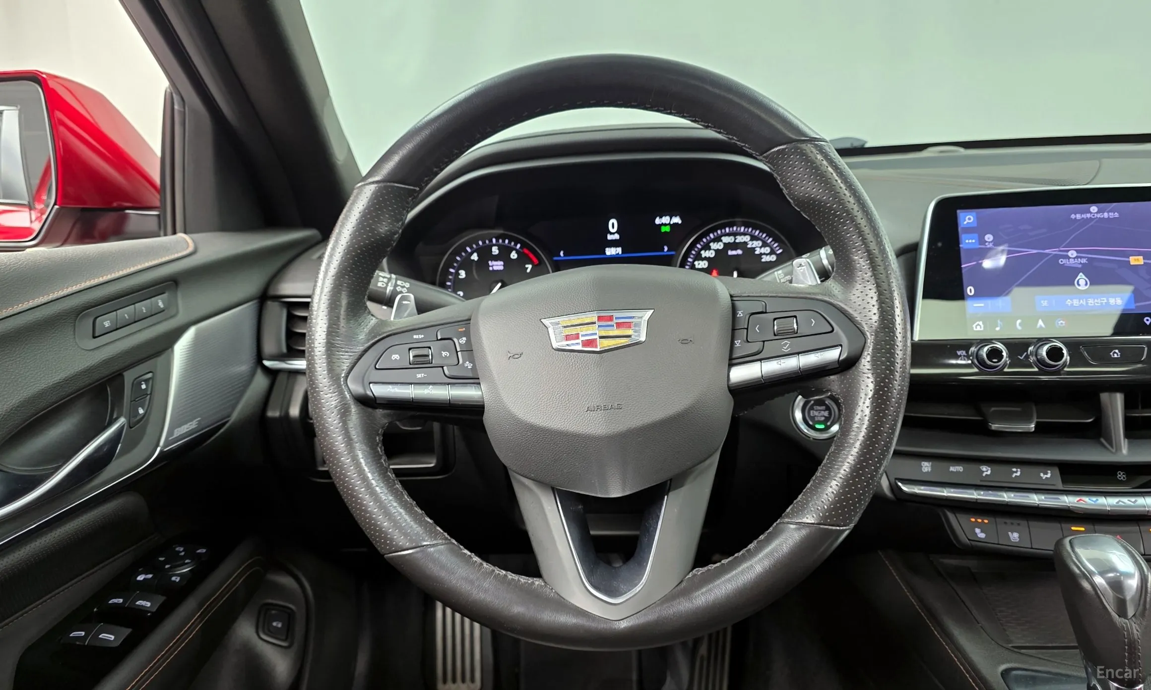Cadillac CT4 превью 13