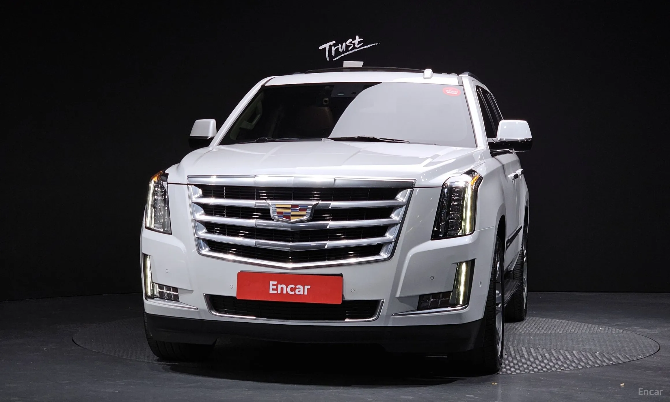 Cadillac Escalade превью 3