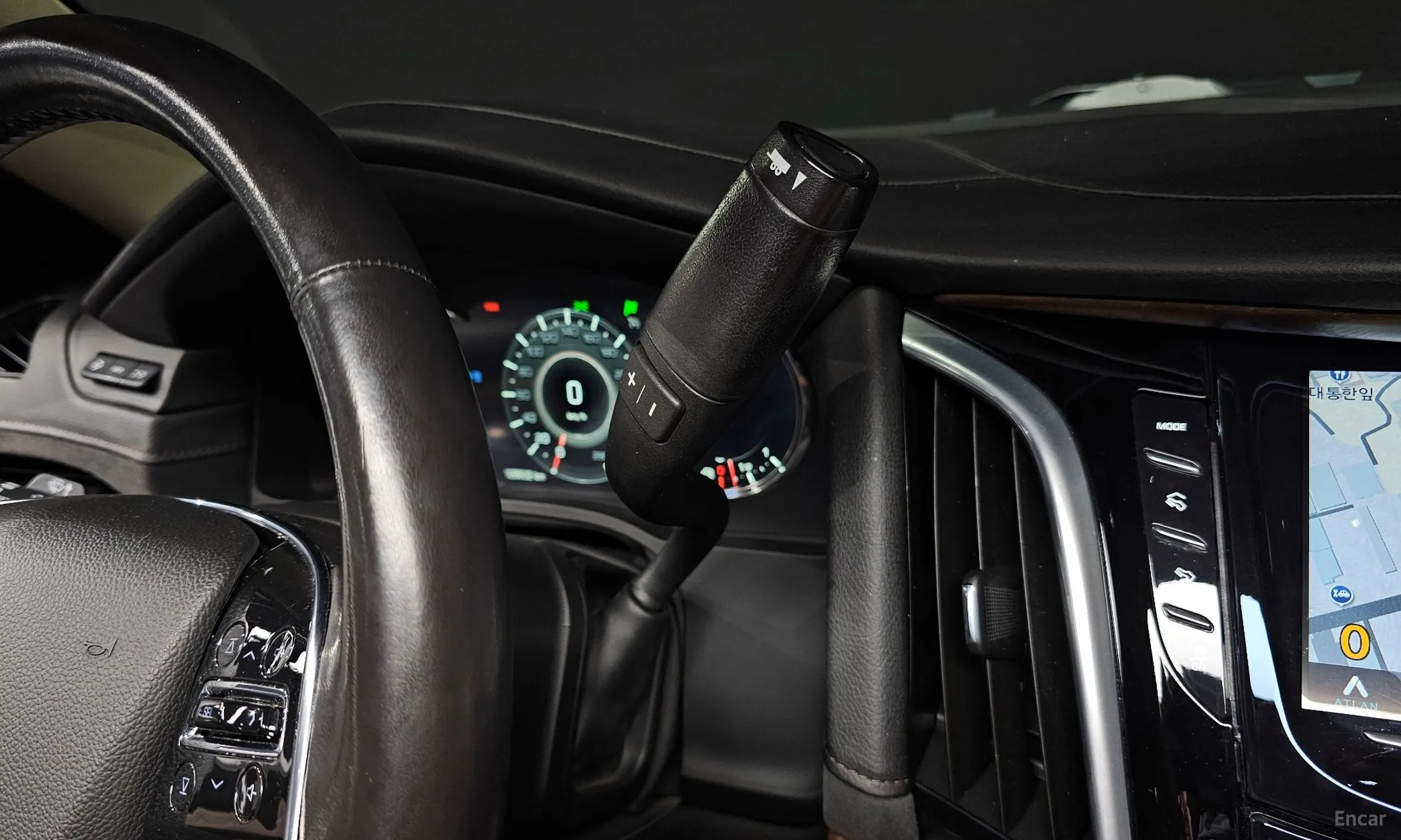 Cadillac Escalade превью 9