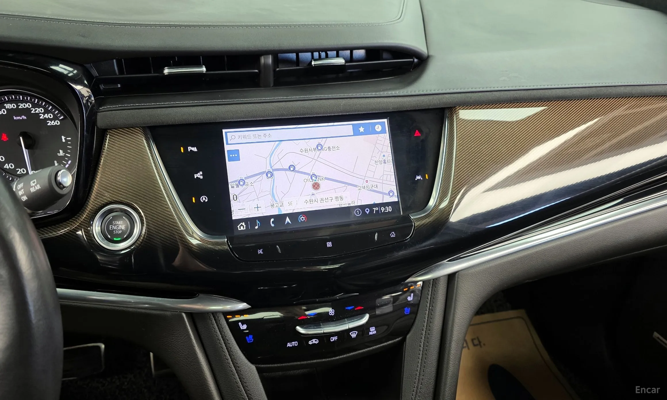 Cadillac XT6 превью 14