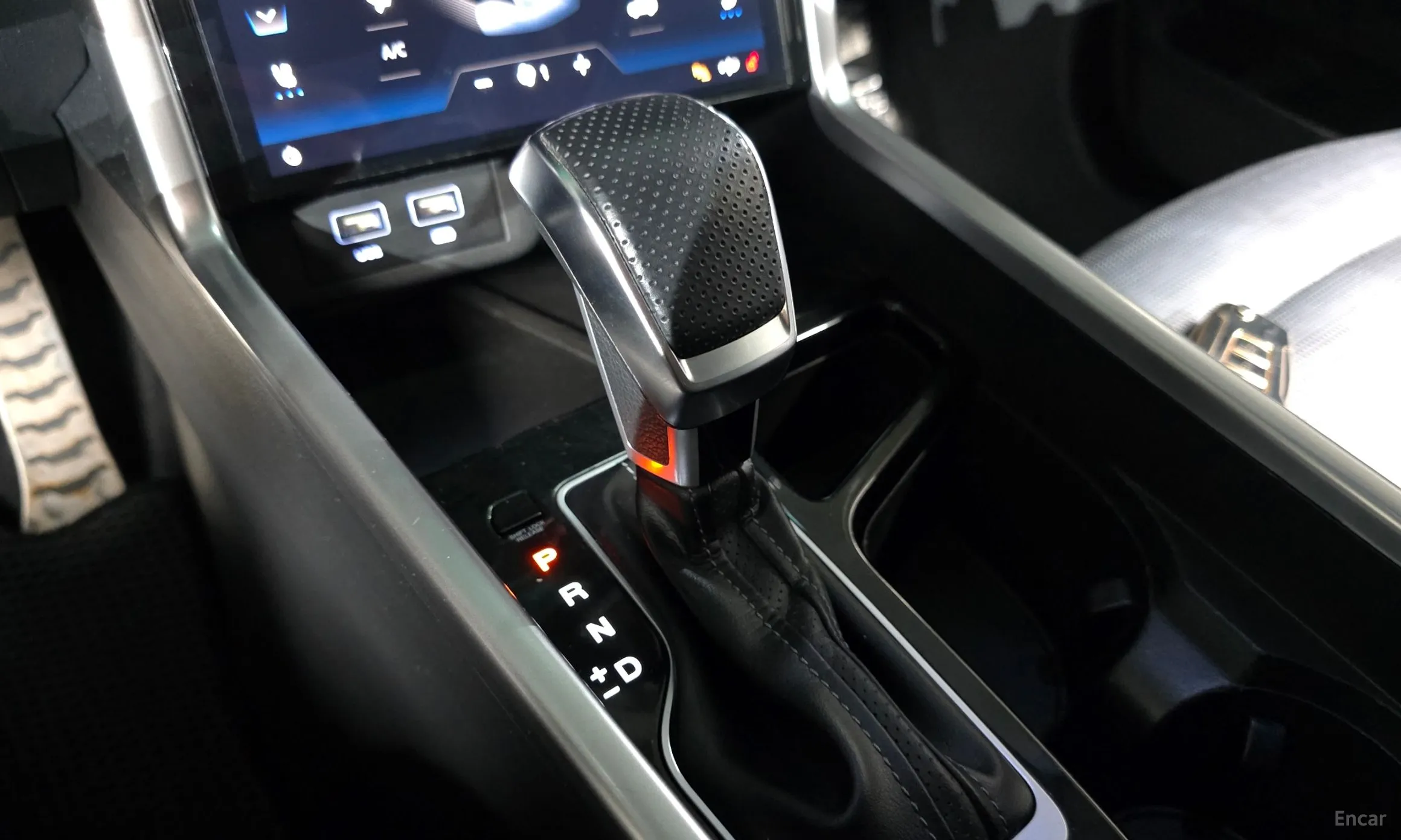 KG Mobility (SsangYong) Torres превью 9