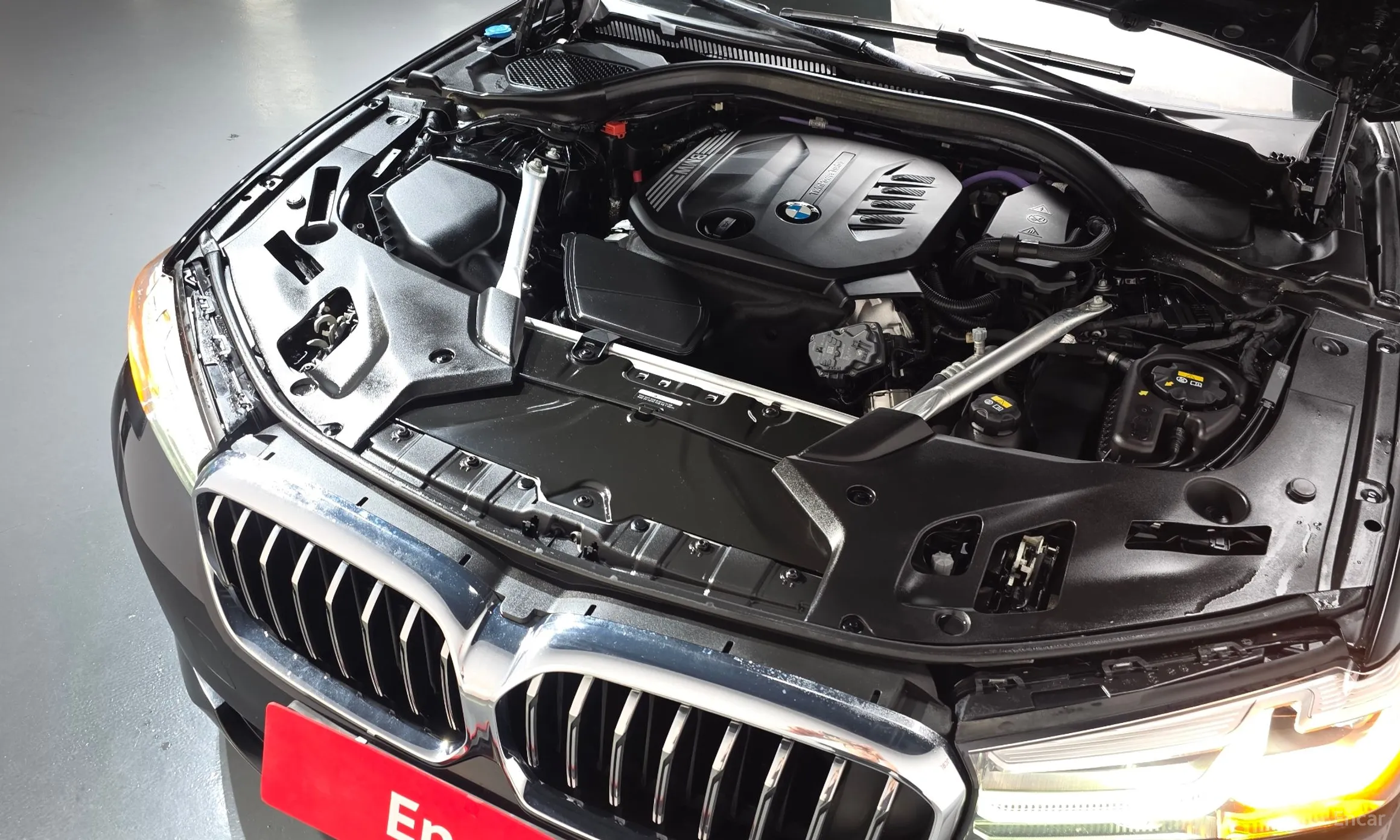 BMW 5 Series (G30) превью 6