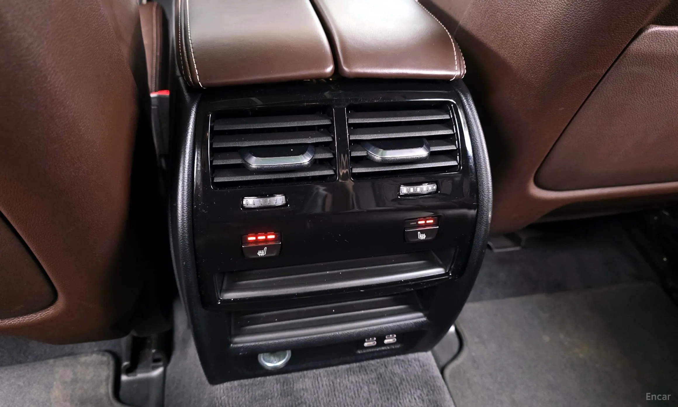 BMW 5 Series (G30) превью 18