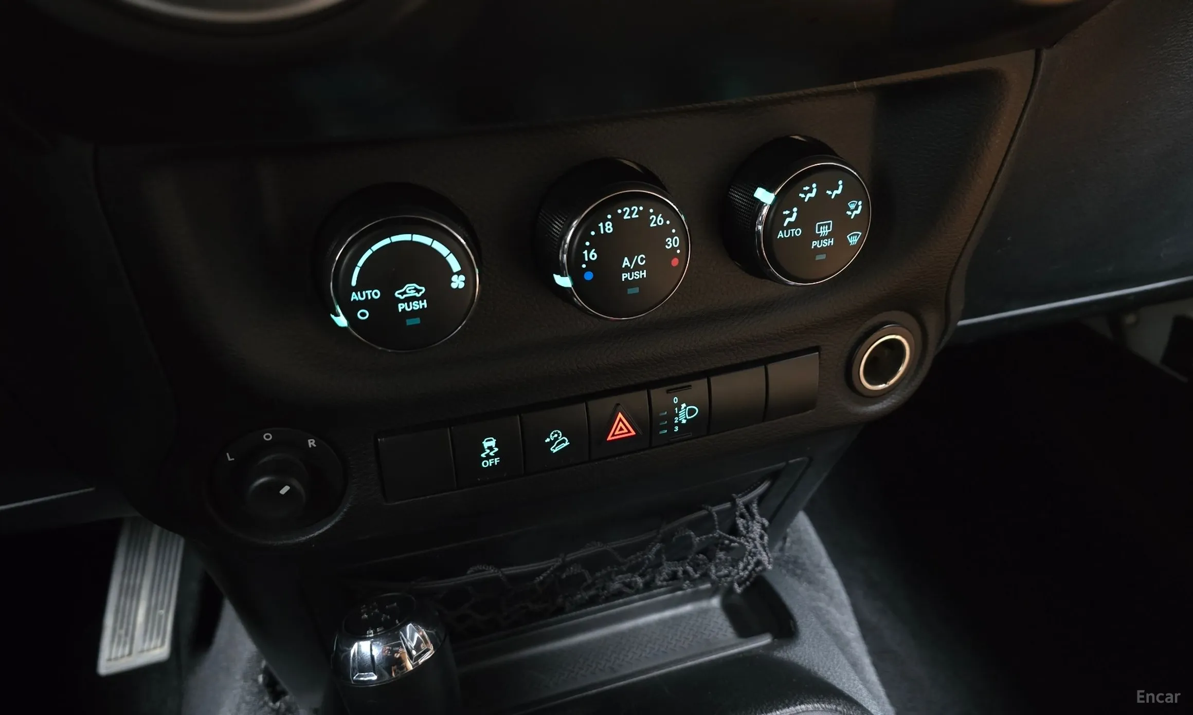 Jeep Wrangler (JK) превью 16