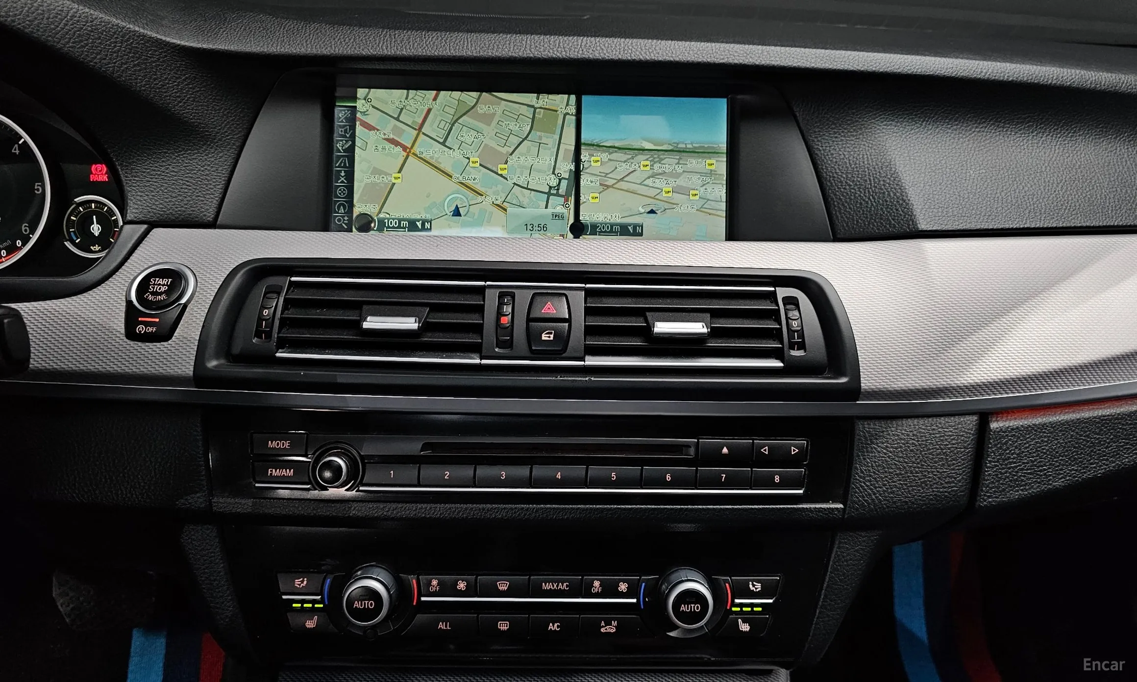 BMW 5 Series (F10) превью 14
