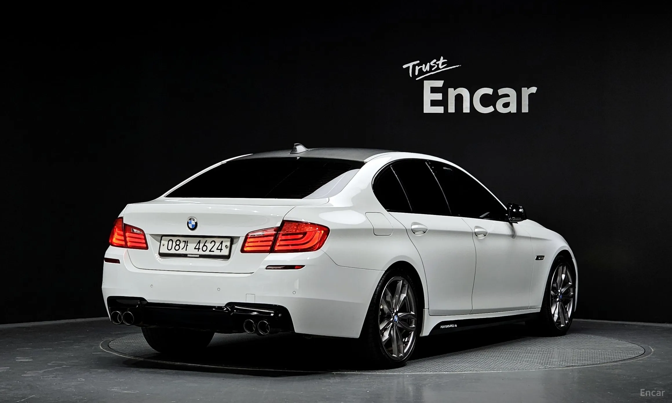 BMW 5 Series (F10) превью 2