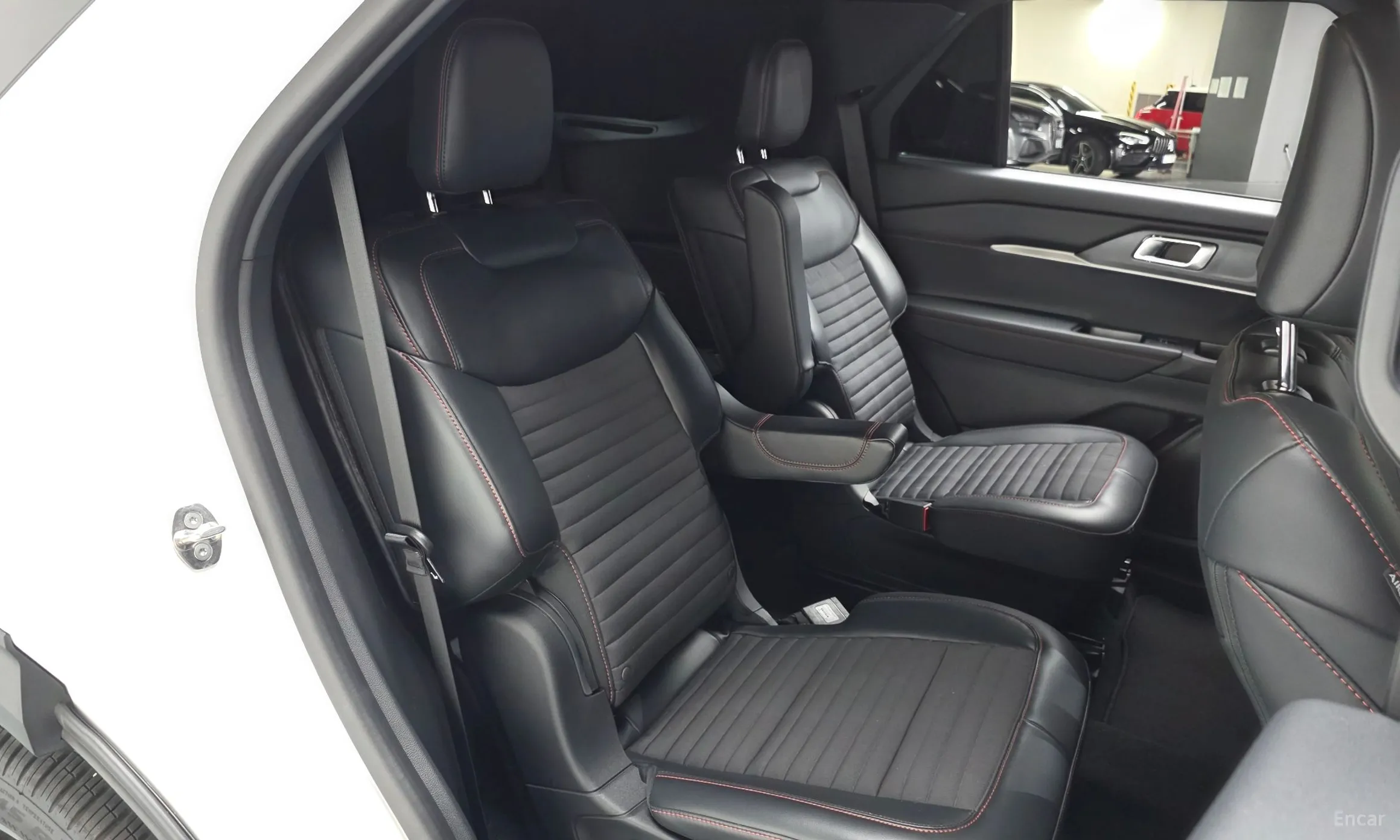 Ford Explorer 6th Generation превью 12