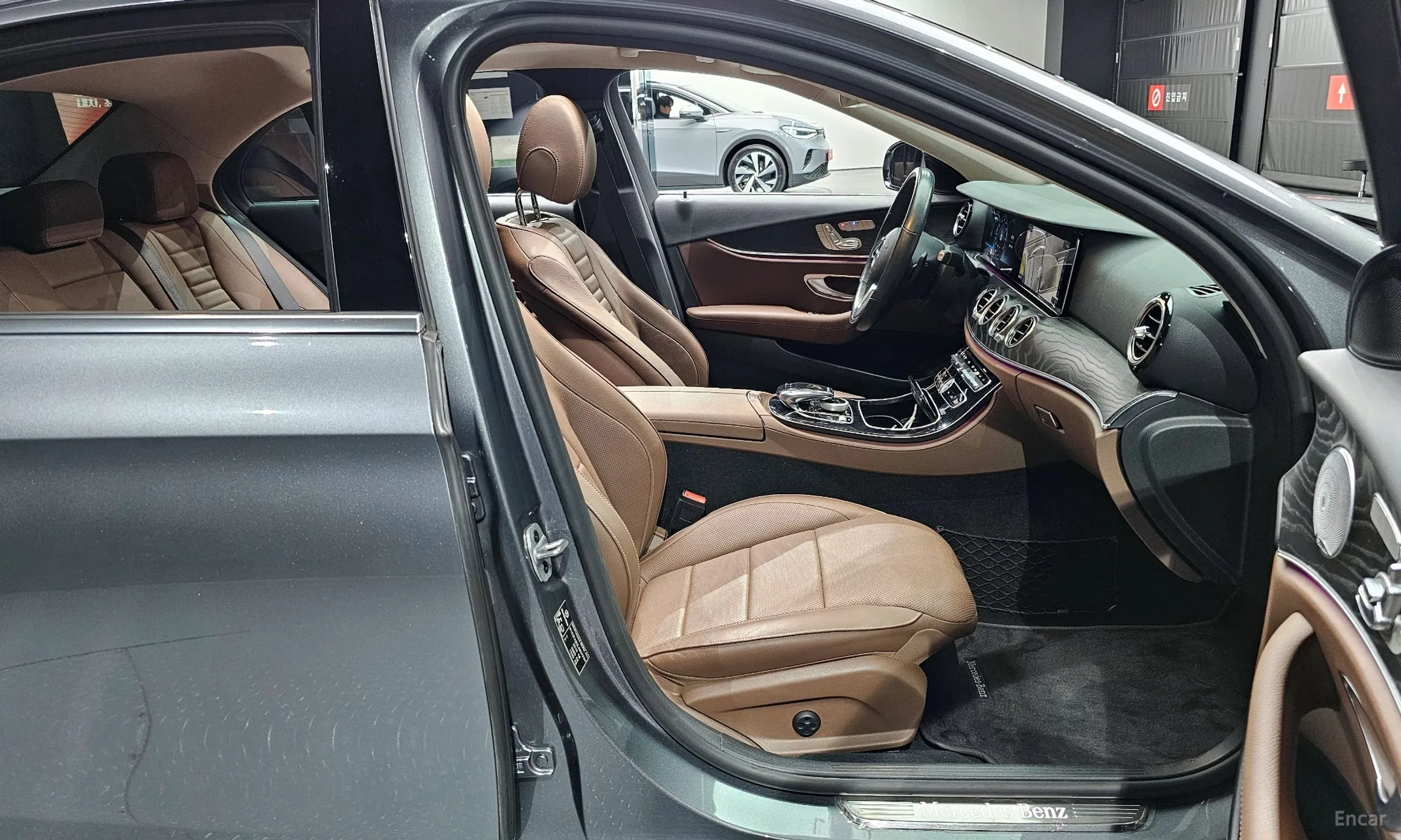Mercedes Benz E-Class W213 превью 10