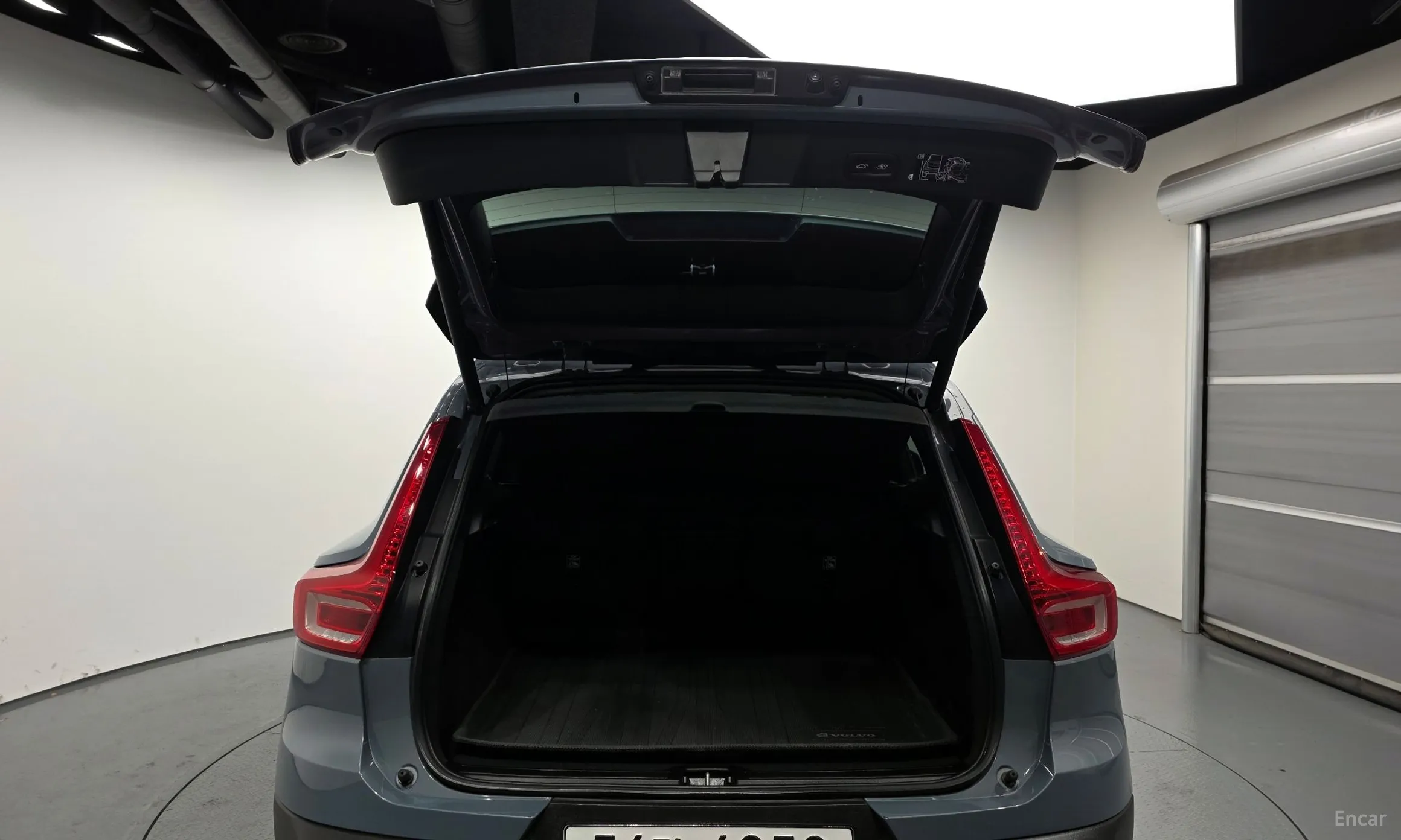 Volvo XC40 превью 20