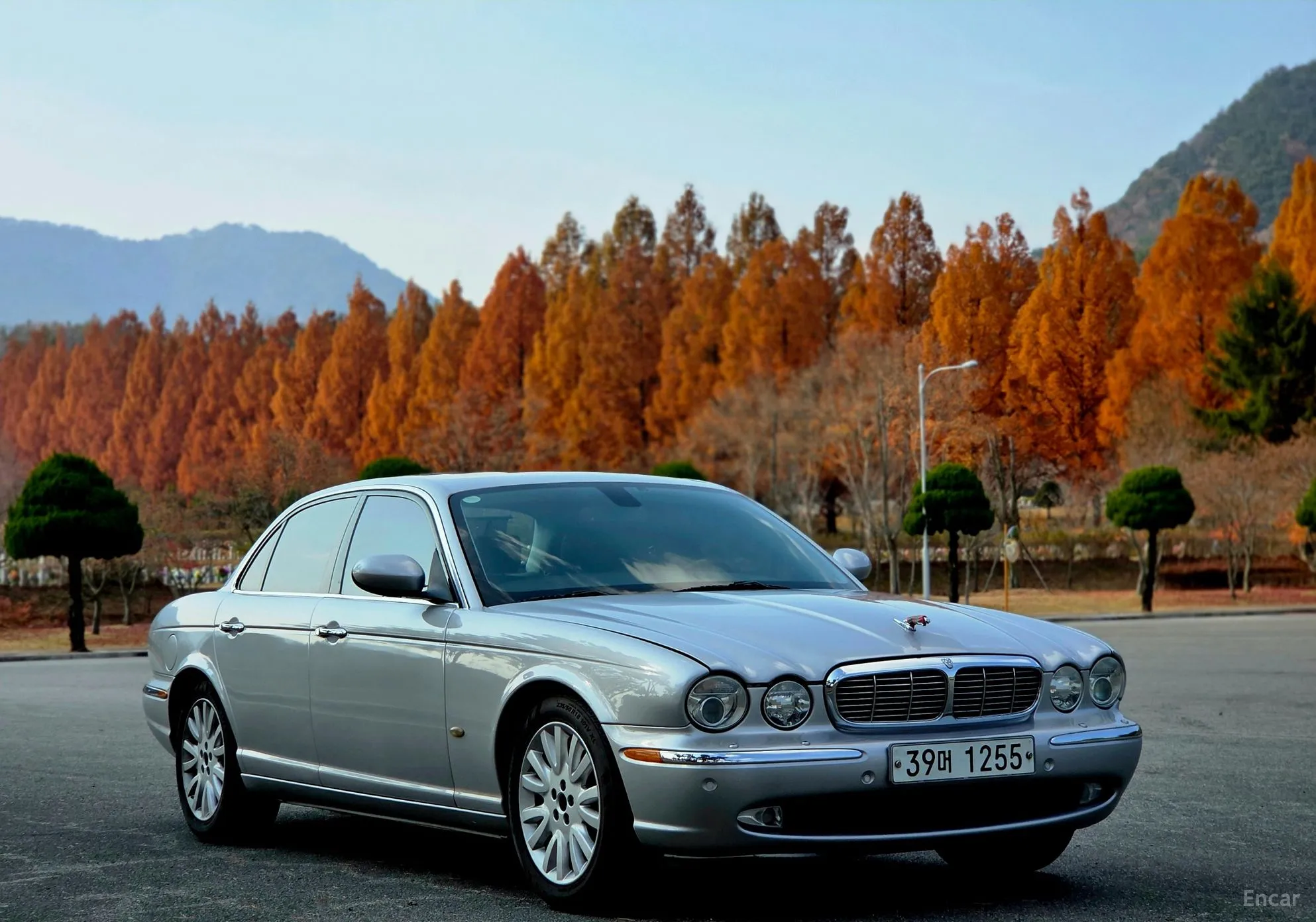 Jaguar New XJ