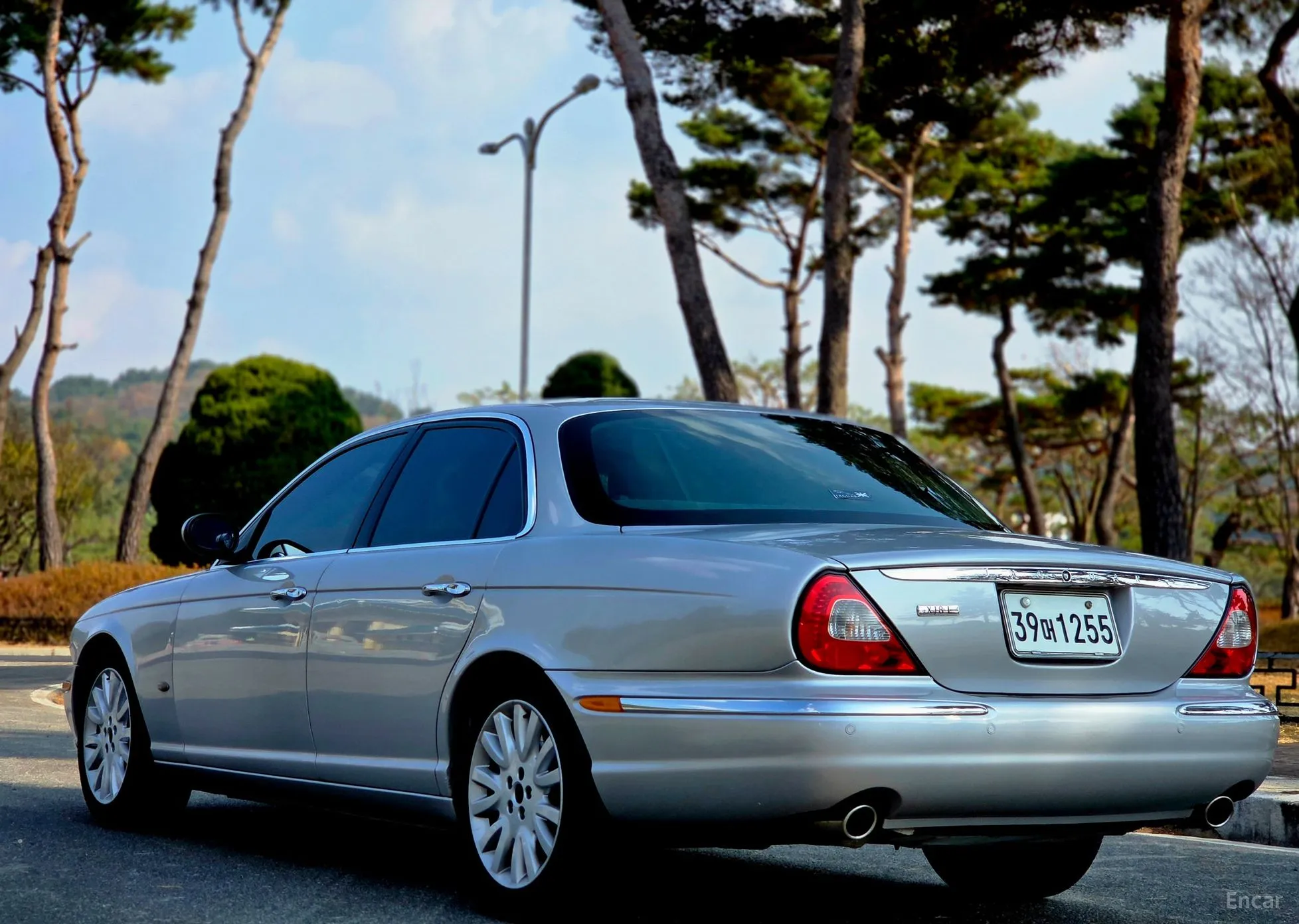 Jaguar New XJ превью 5