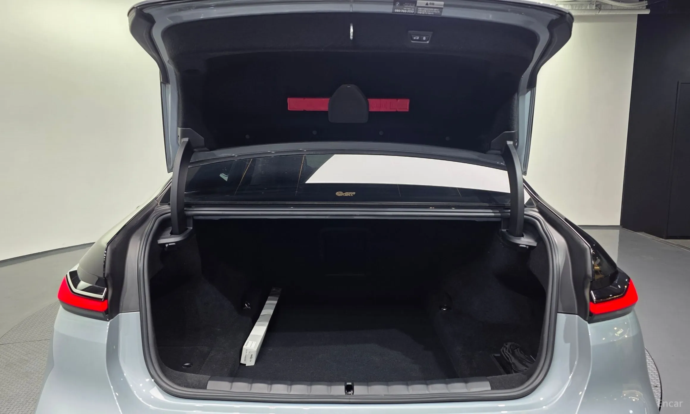 BMW 7 Series (G70) превью 20