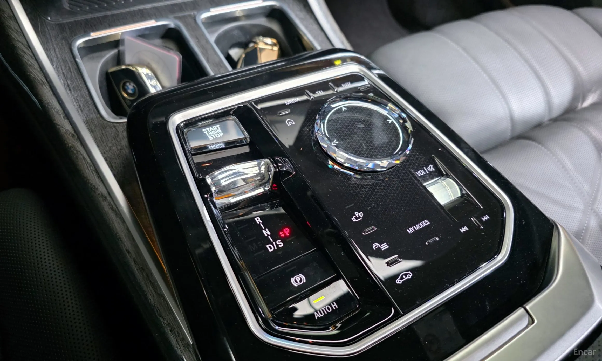 BMW 7 Series (G70) превью 9