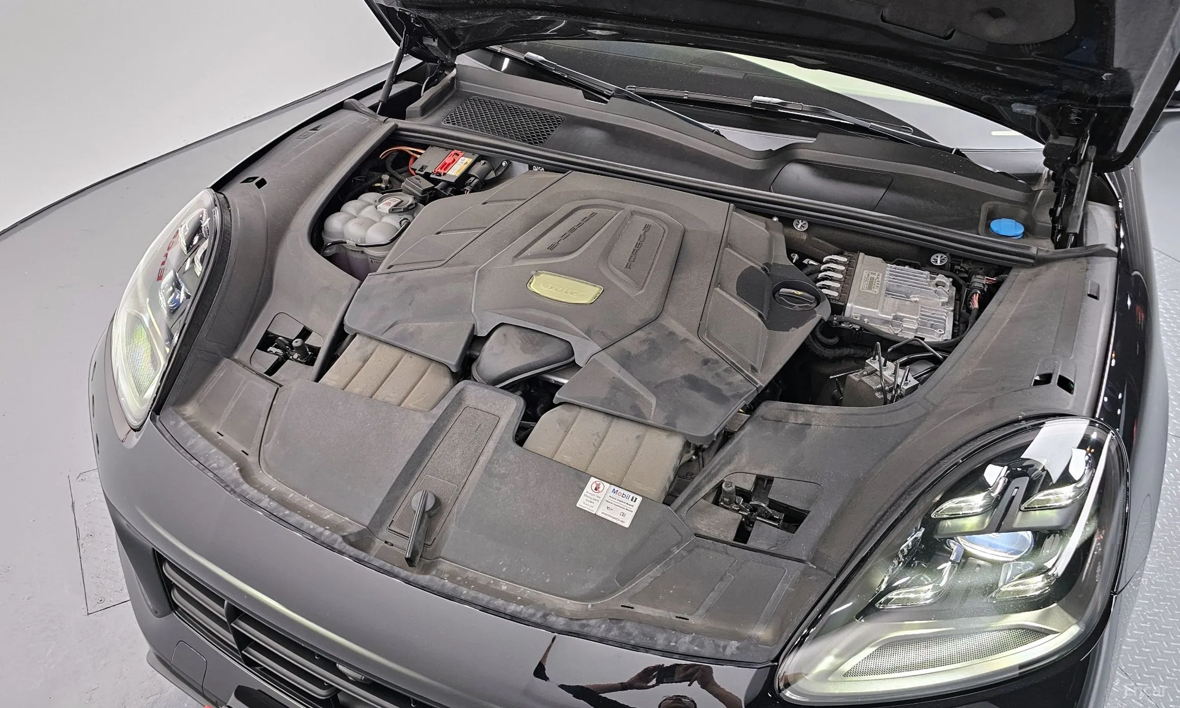Porsche Cayenne (PO536) превью 6