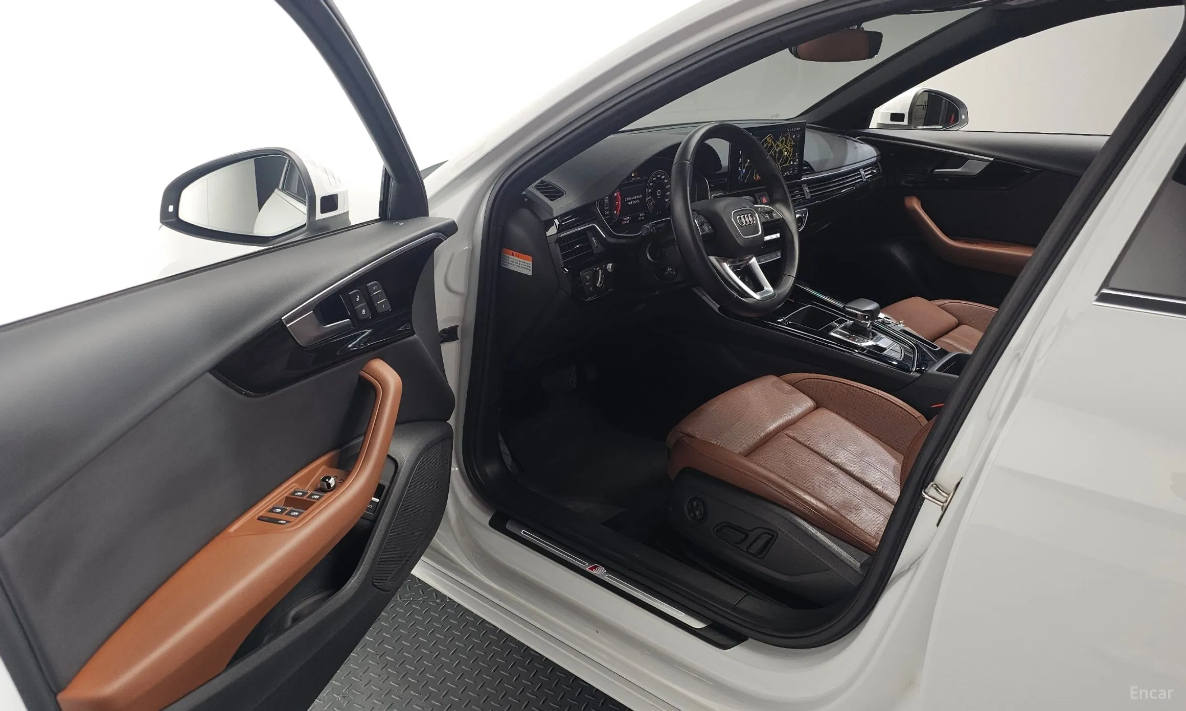 Audi A4 (B9) превью 10