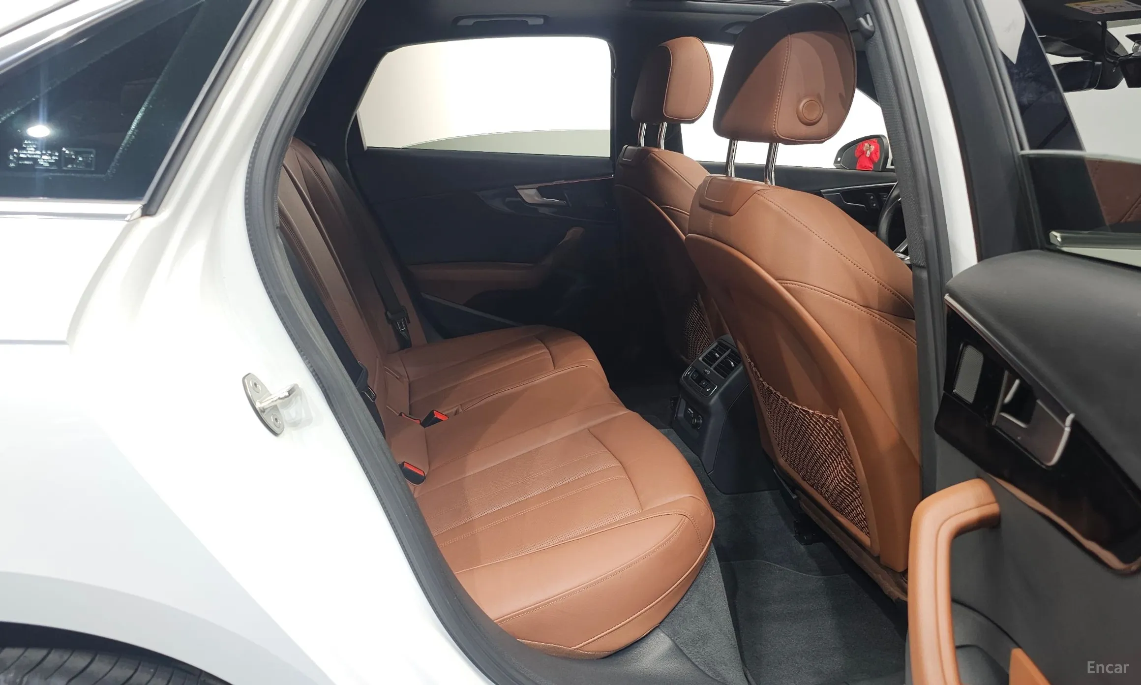 Audi A4 (B9) превью 12