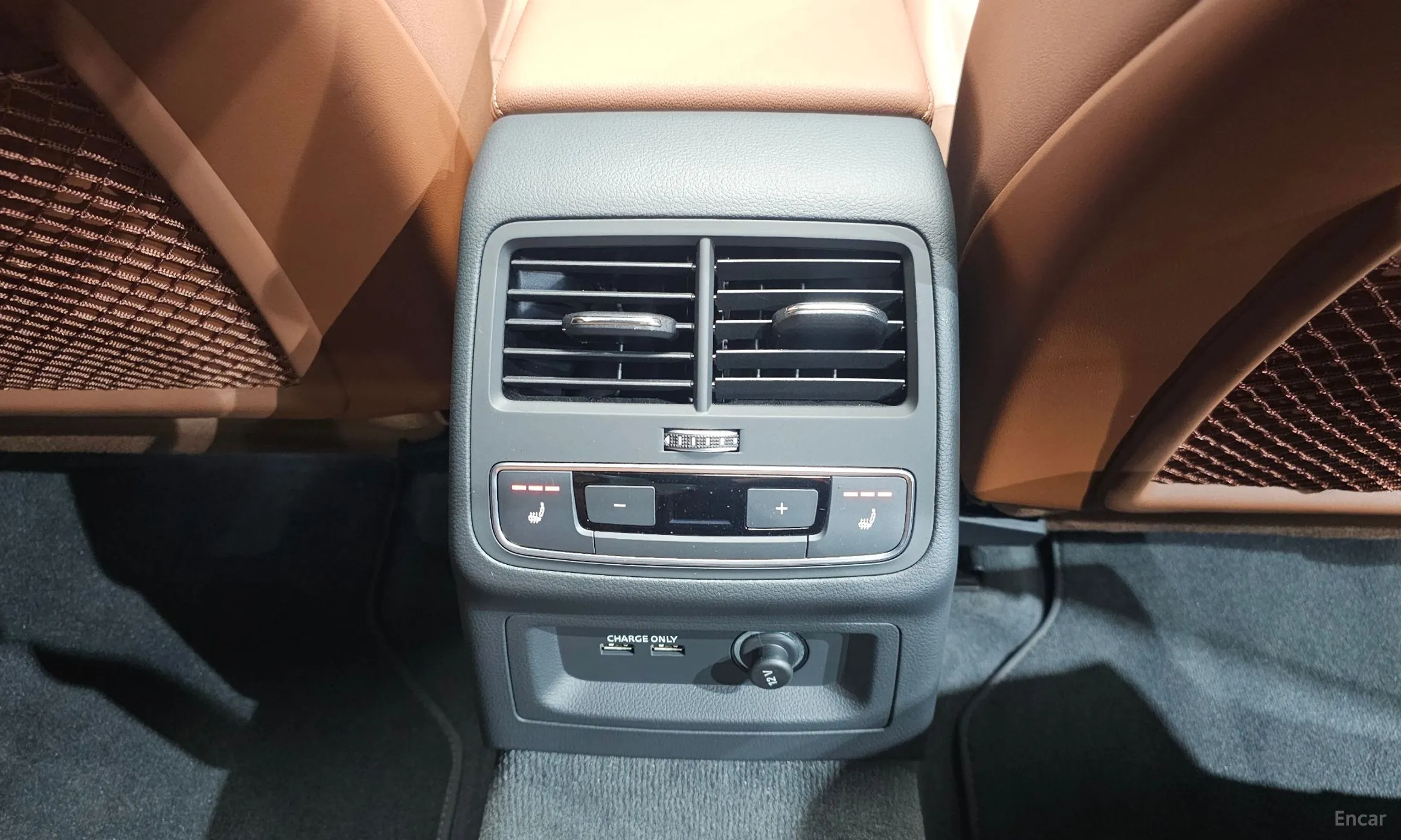 Audi A4 (B9) превью 18