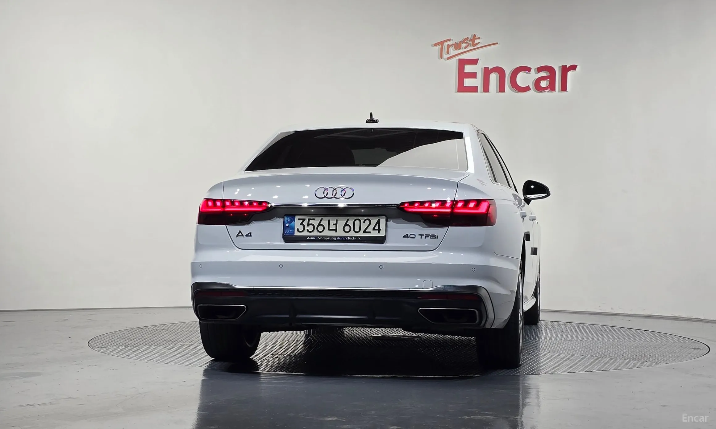 Audi A4 (B9) превью 4