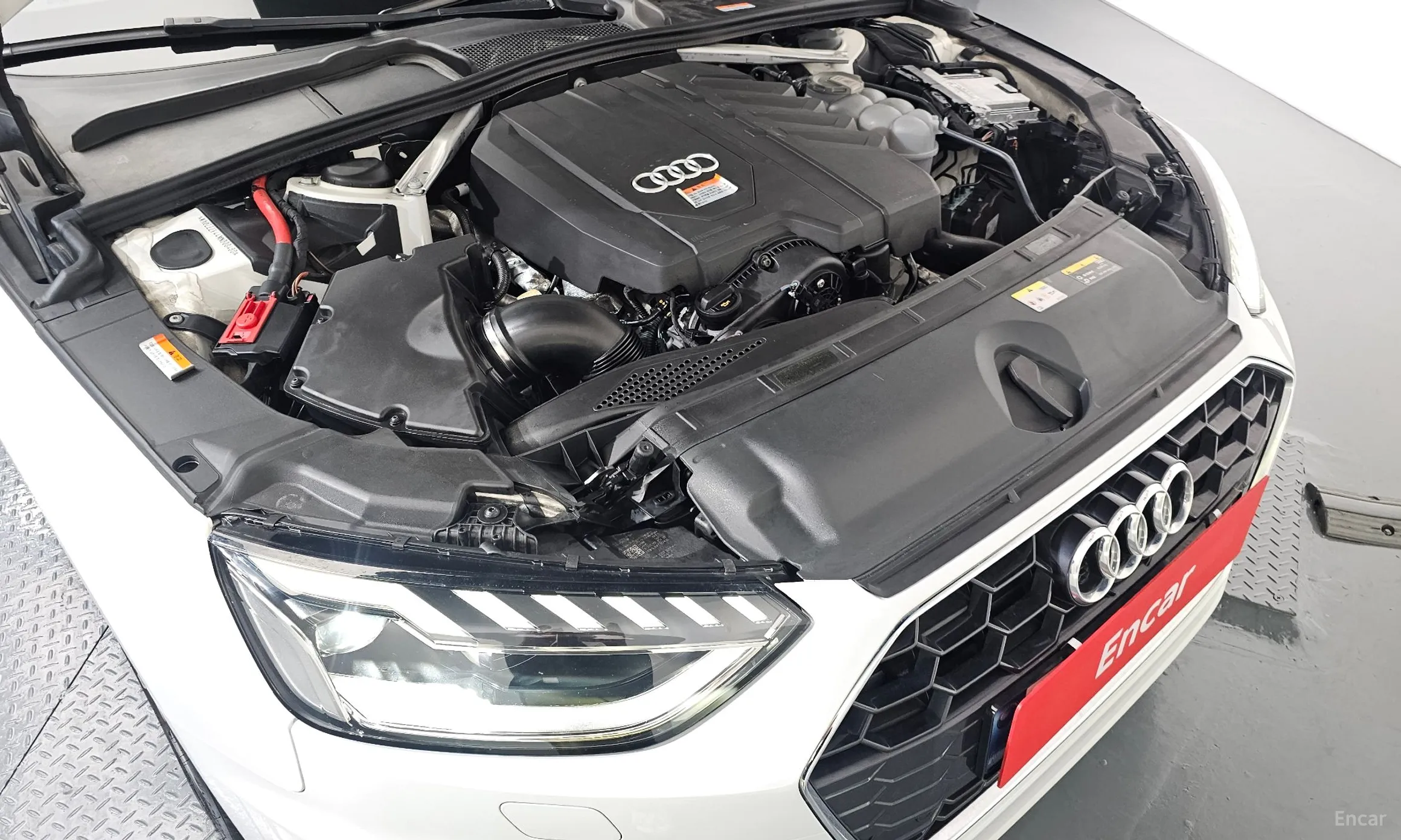 Audi A4 (B9) превью 6