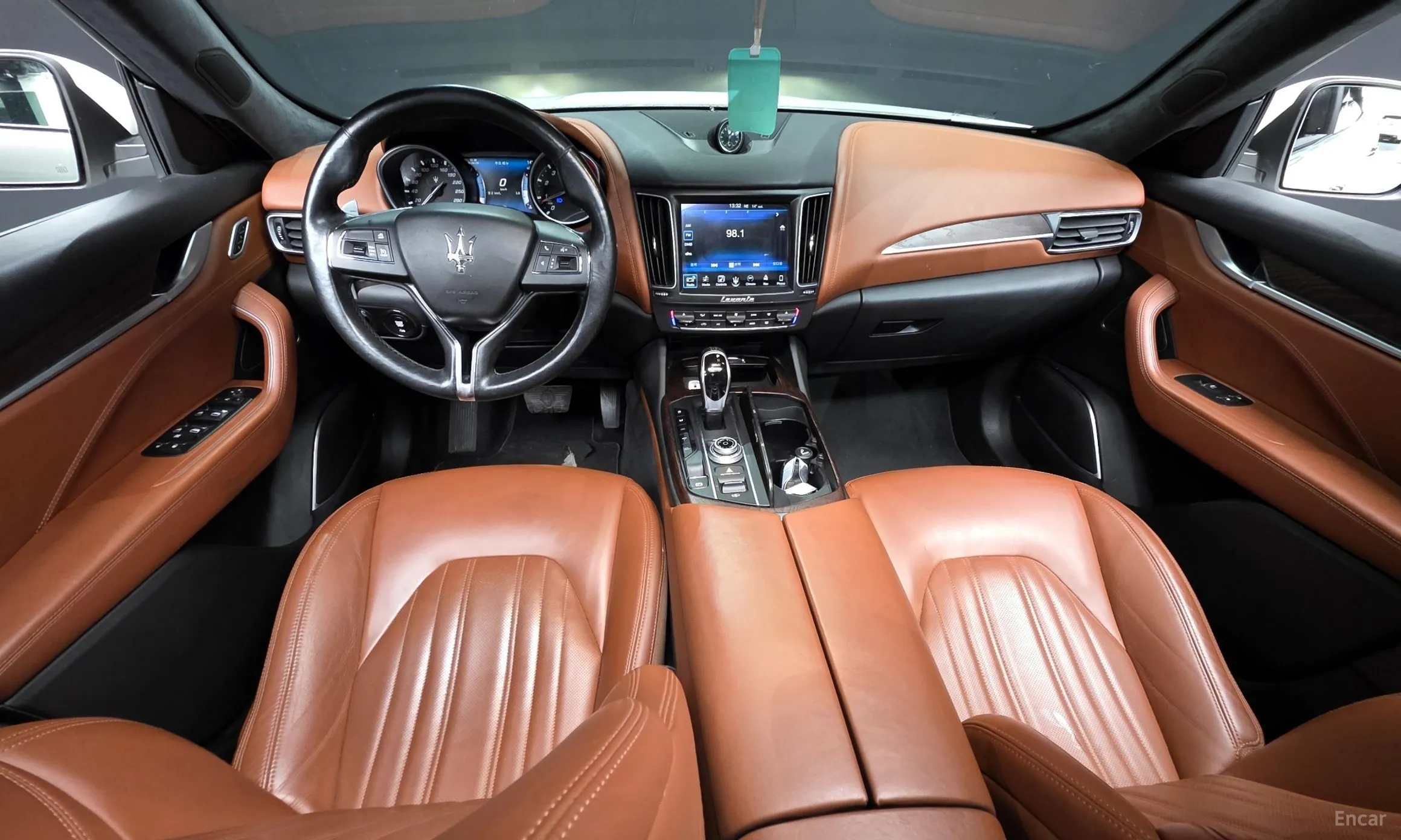 Maserati Levante превью 7