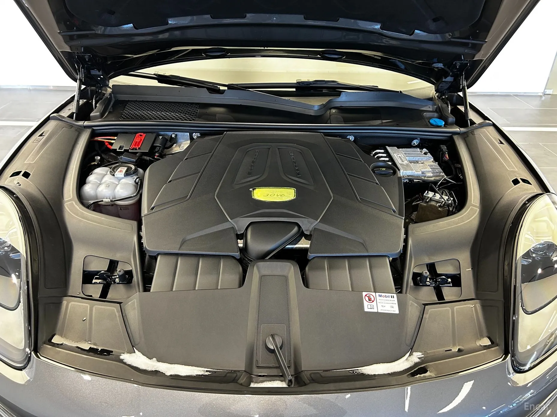 Porsche Cayenne (PO536) превью 6