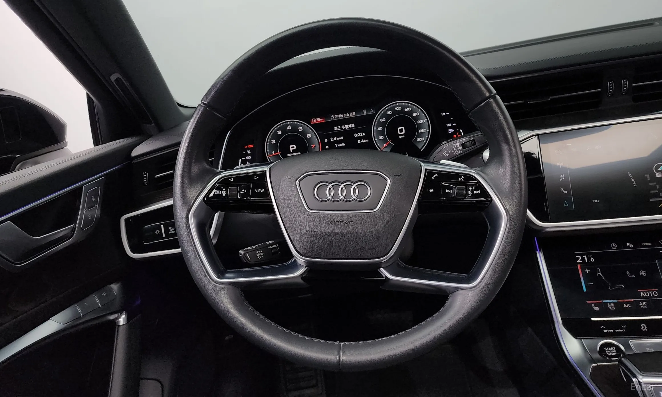 Audi A6 (C8) превью 13
