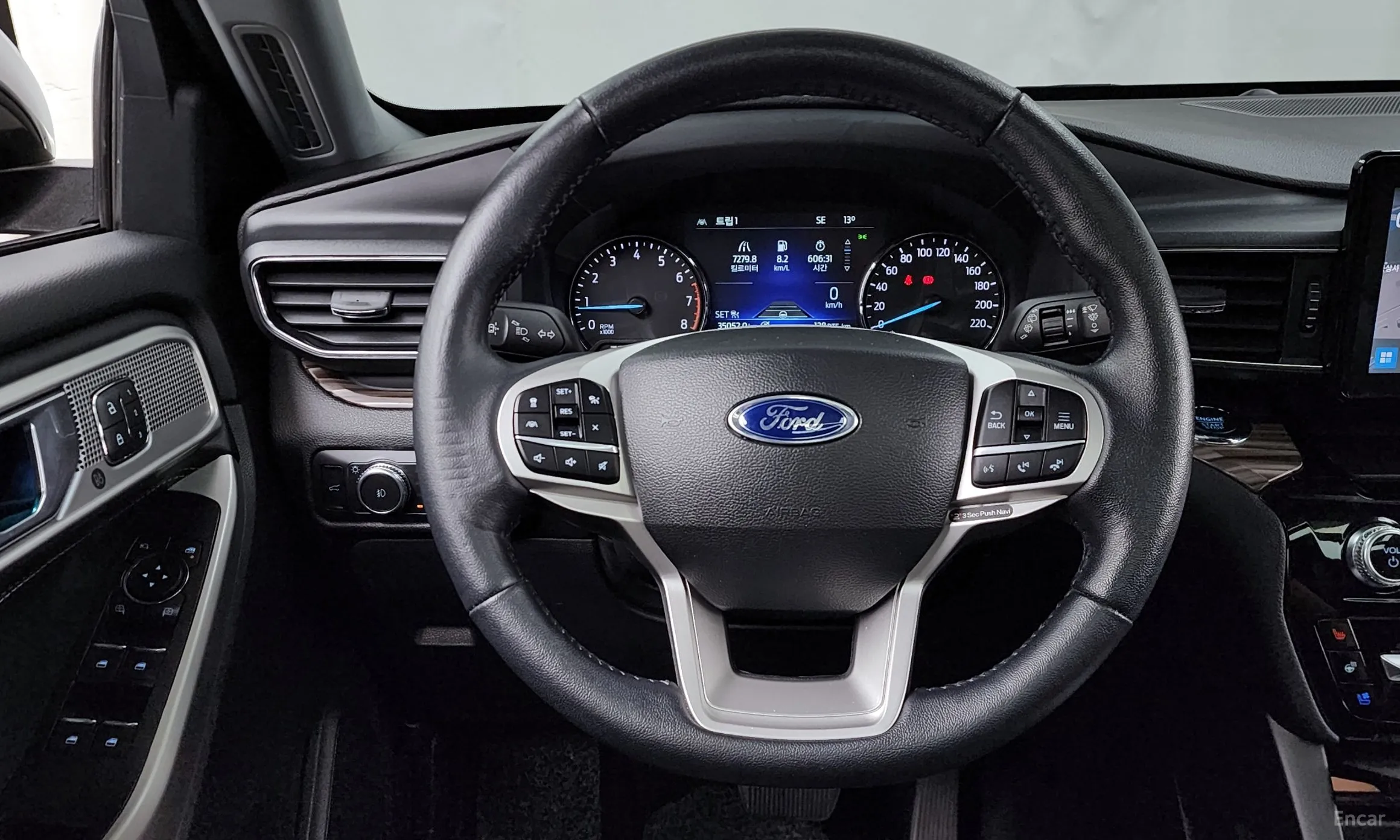 Ford Explorer 6th Generation превью 13