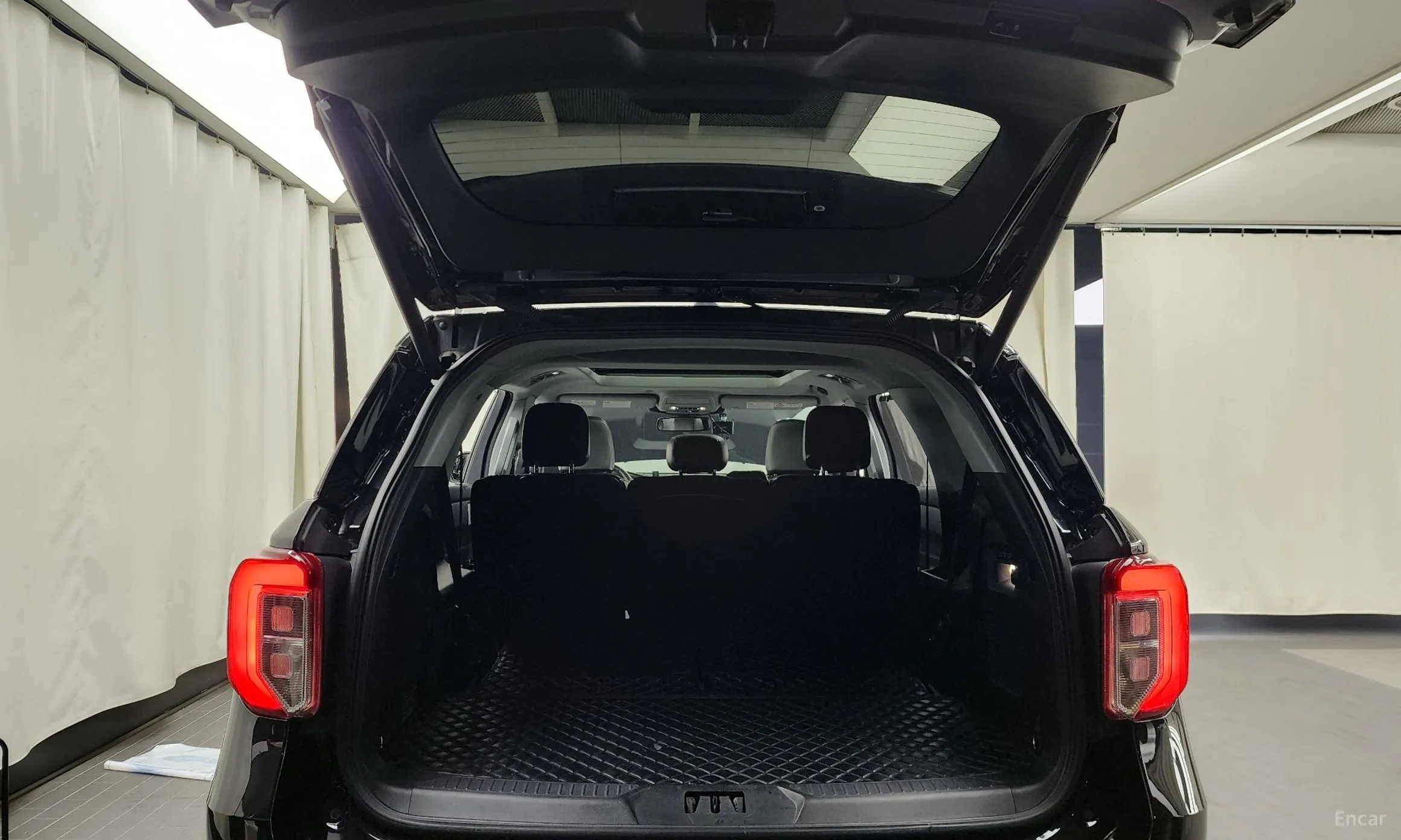 Ford Explorer 6th Generation превью 20