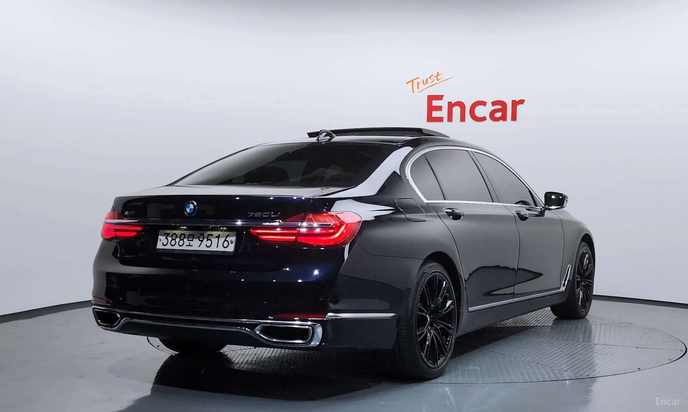 BMW 7 Series (G11)