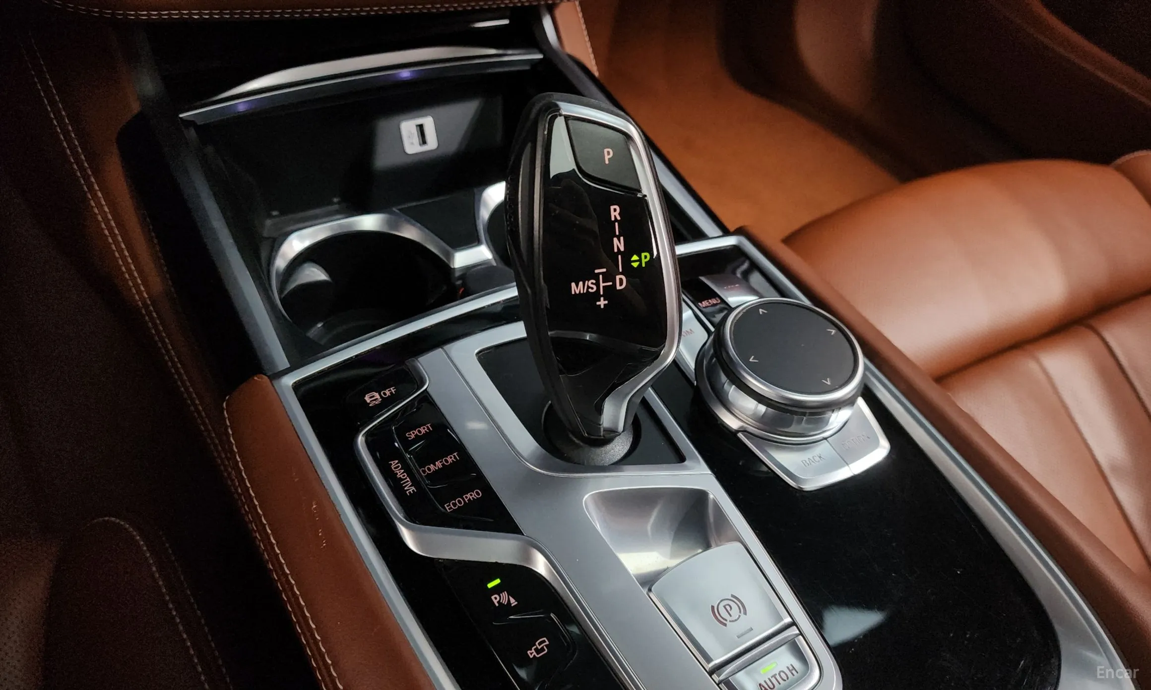 BMW 7 Series (G11) превью 9
