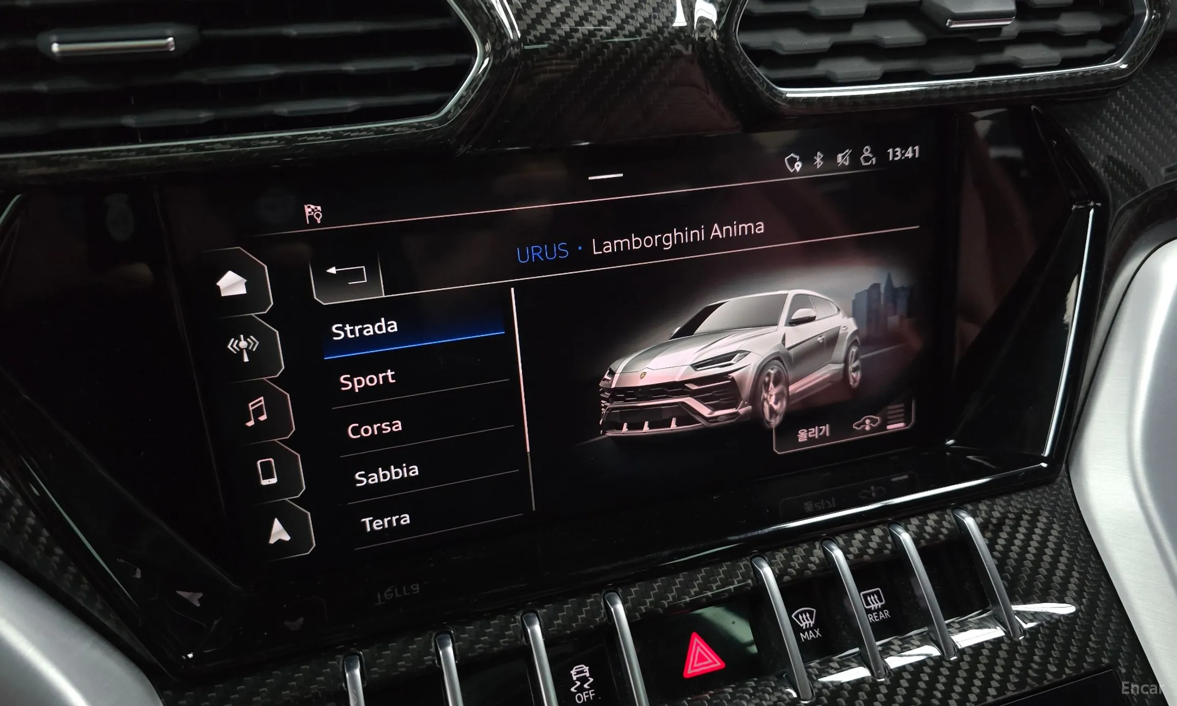 Lamborghini Urus превью 17