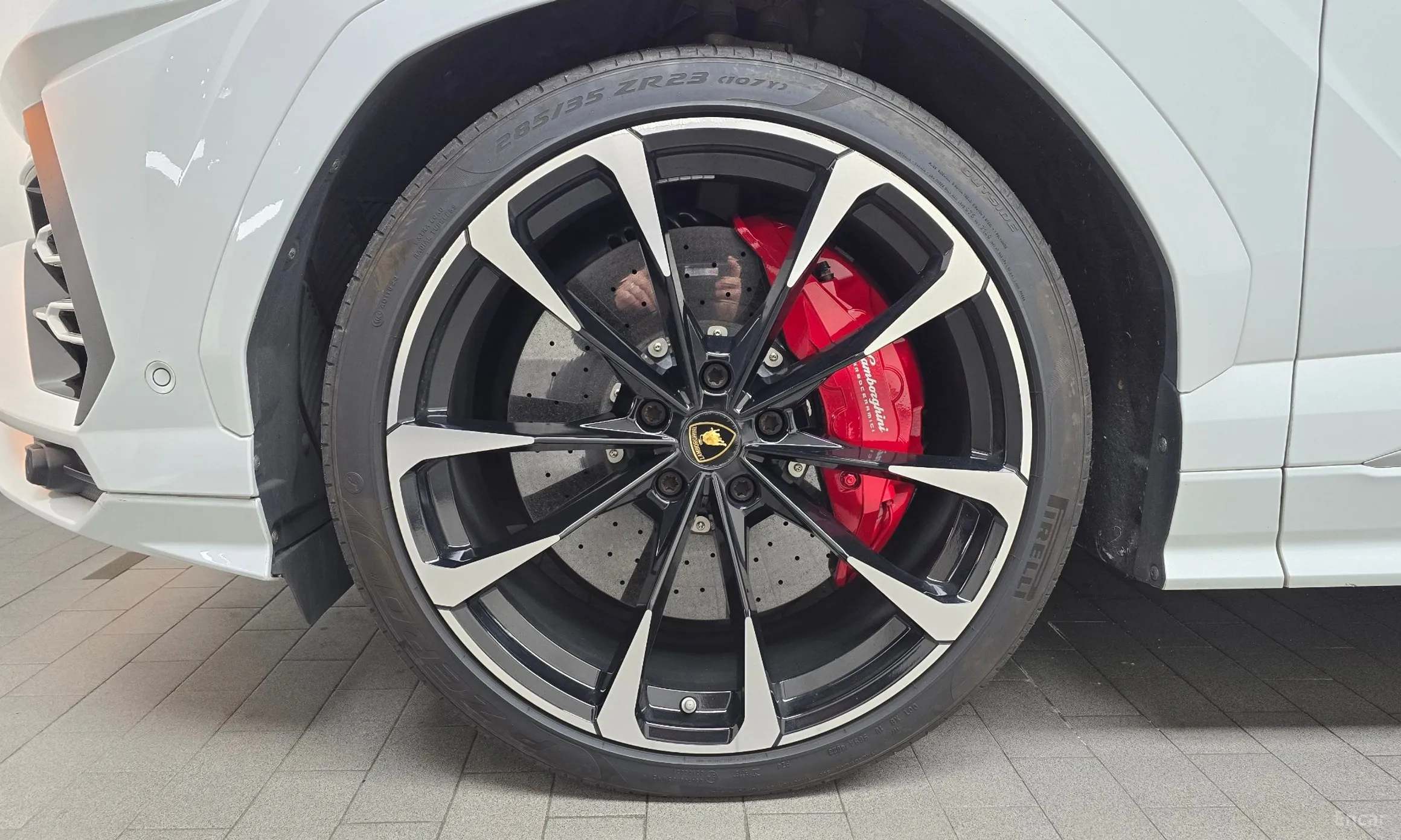 Lamborghini Urus превью 5