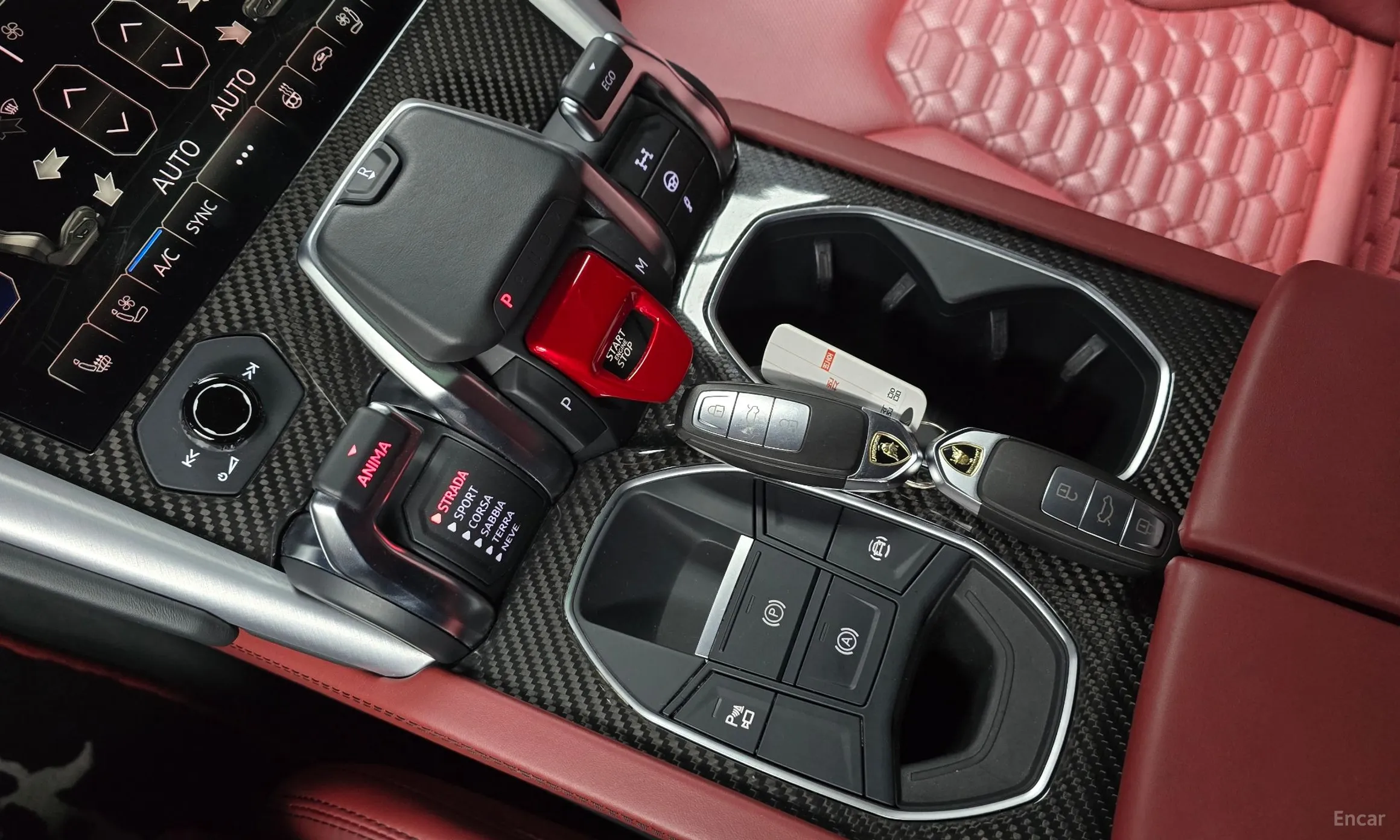 Lamborghini Urus превью 9