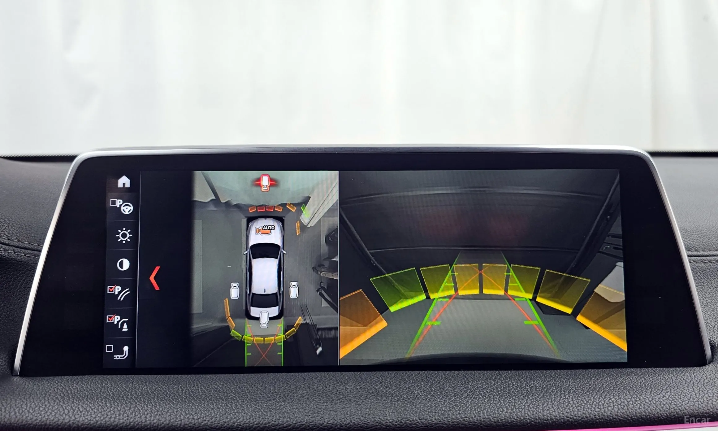 BMW 7 Series (G11) превью 15