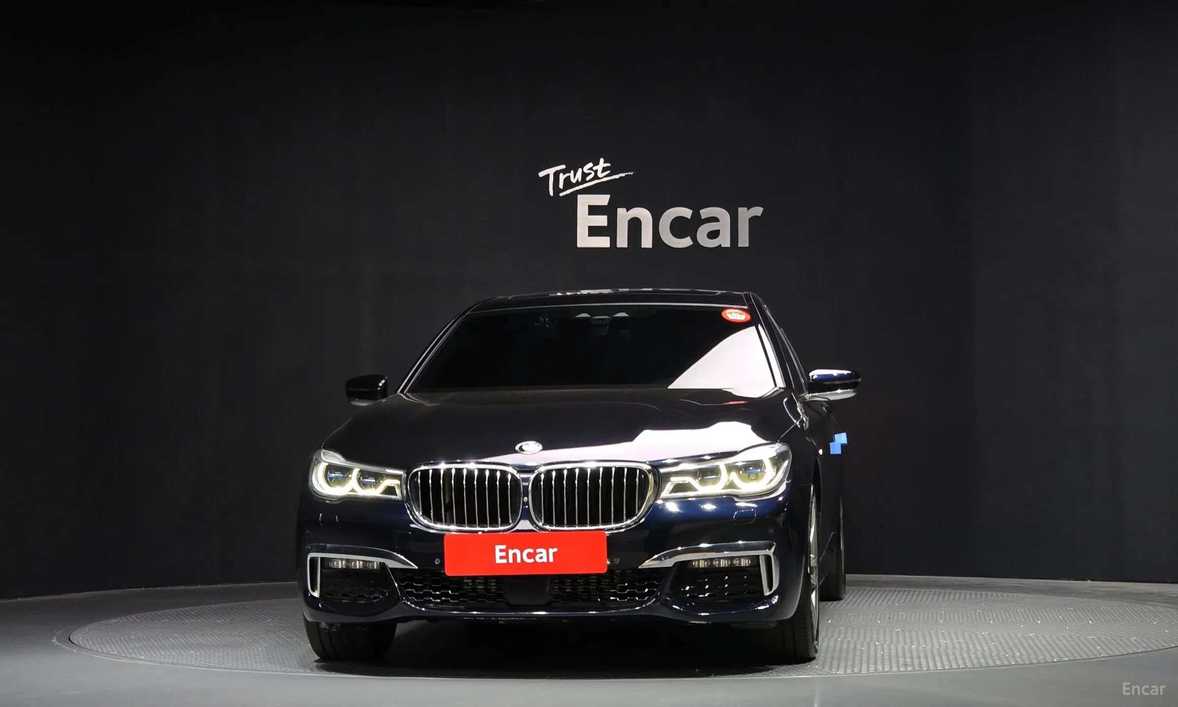 BMW 7 Series (G11) превью 3