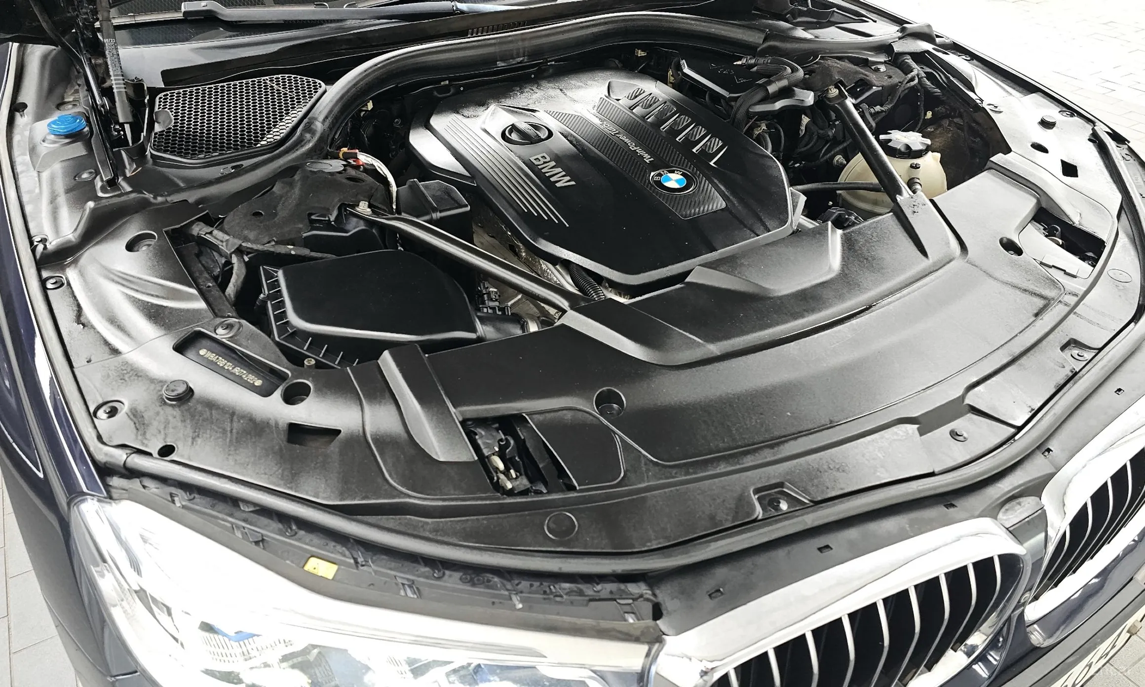 BMW 7 Series (G11) превью 6