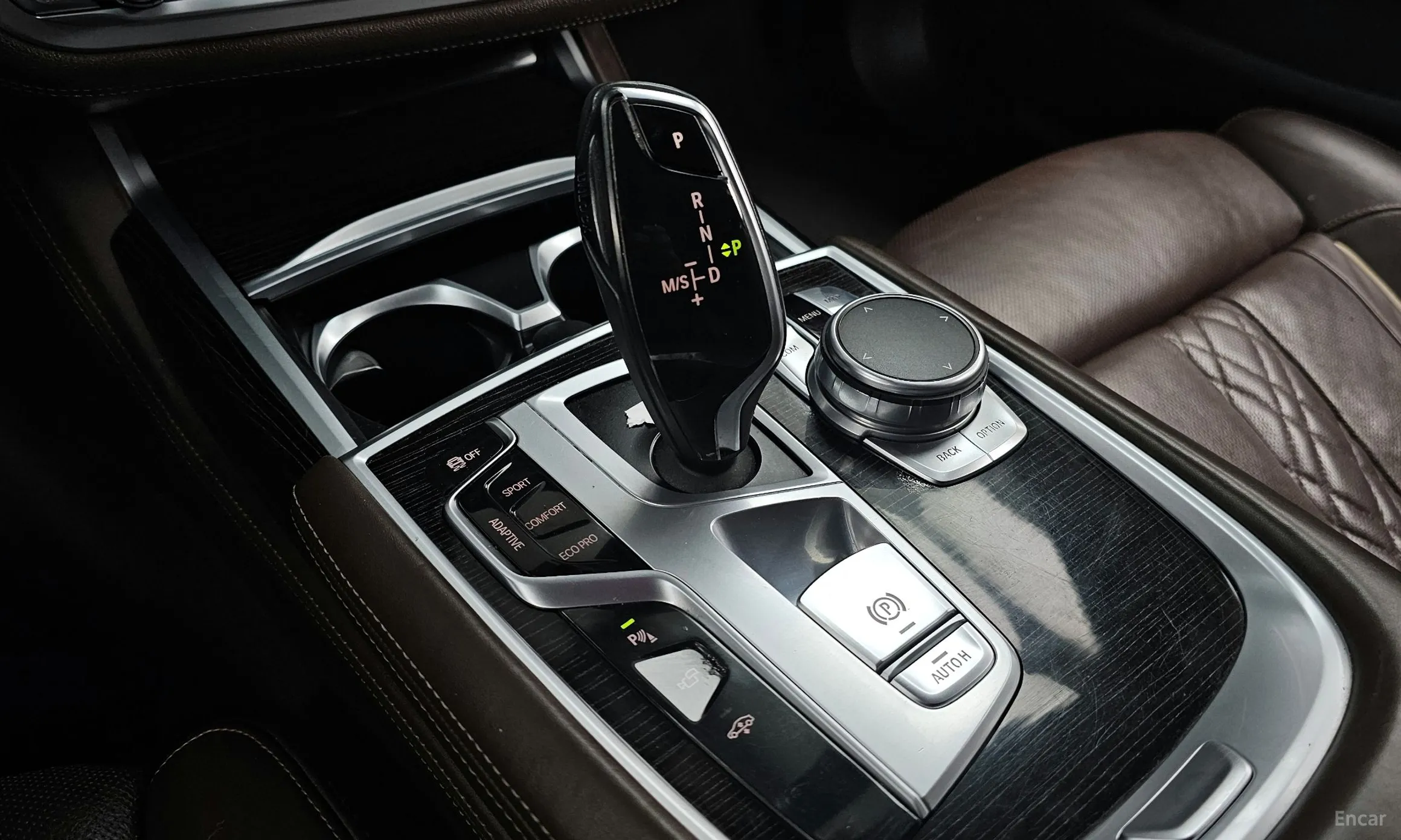 BMW 7 Series (G11) превью 9