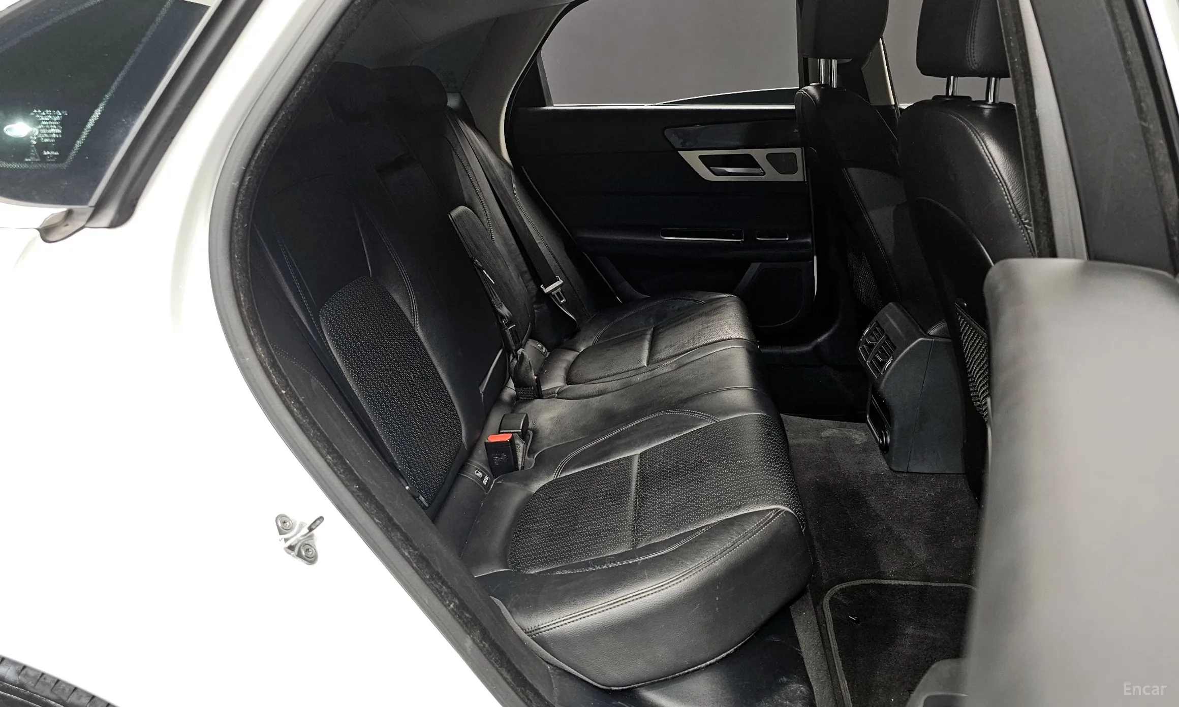Jaguar XF (x260) превью 12