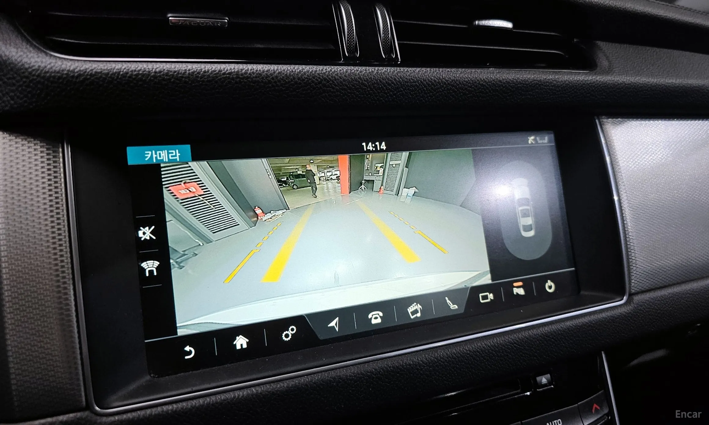 Jaguar XF (x260) превью 15