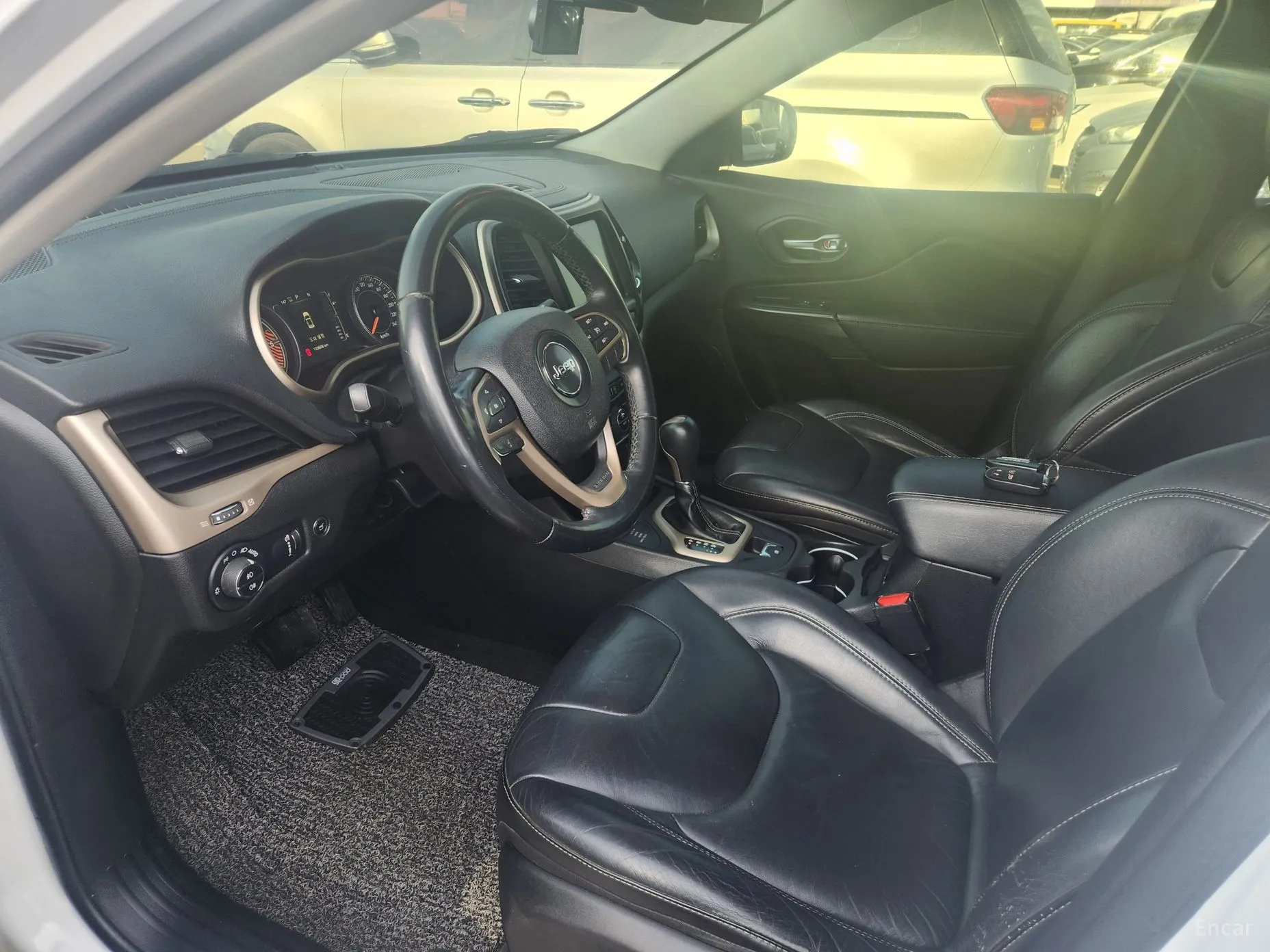 Jeep Cherokee (KL) превью 7